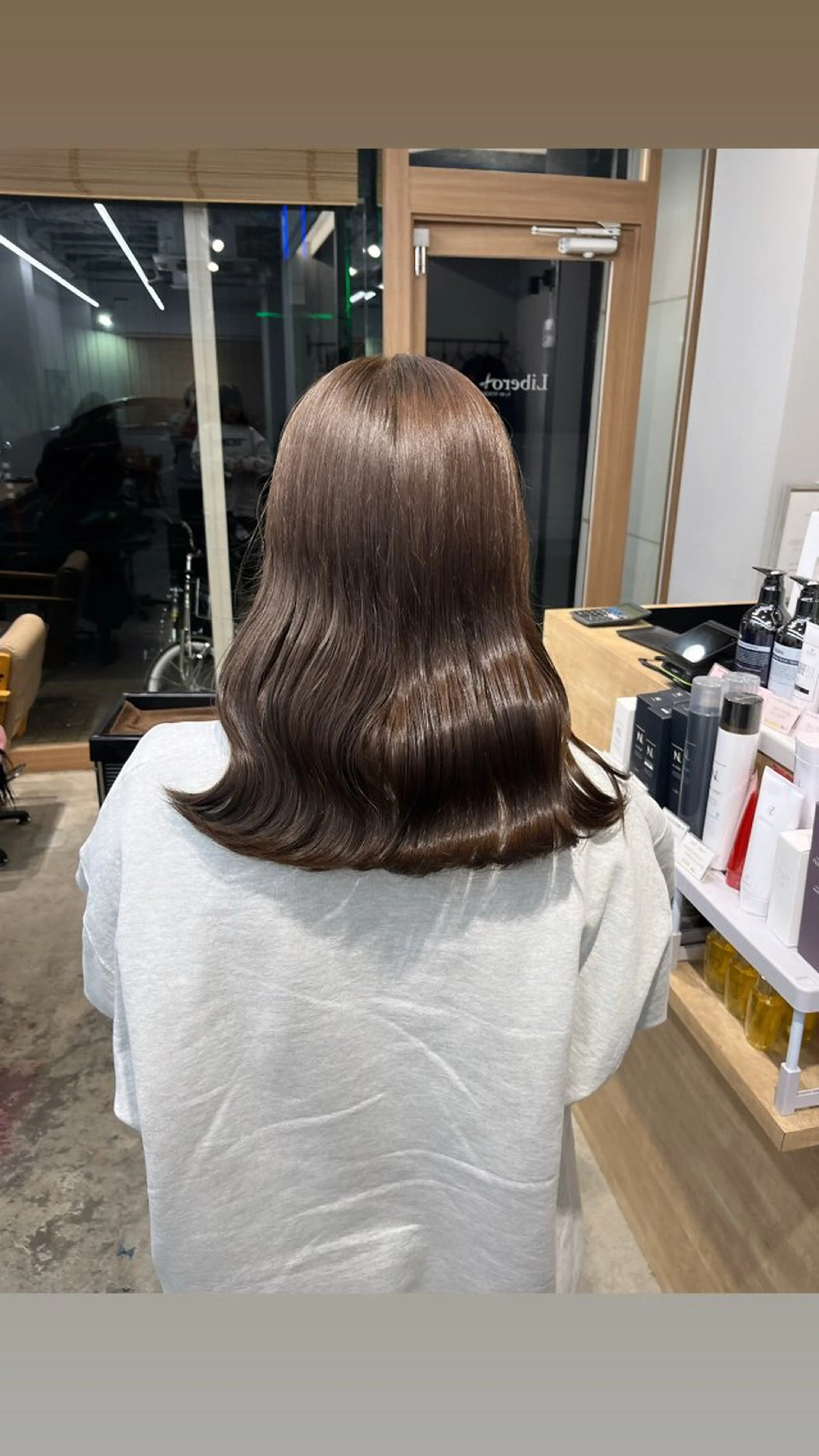 【カラーモデル】💎ワンカラー+3steptreatment💎 ロング料金 胸＋500円 胸下＋1000円の写真