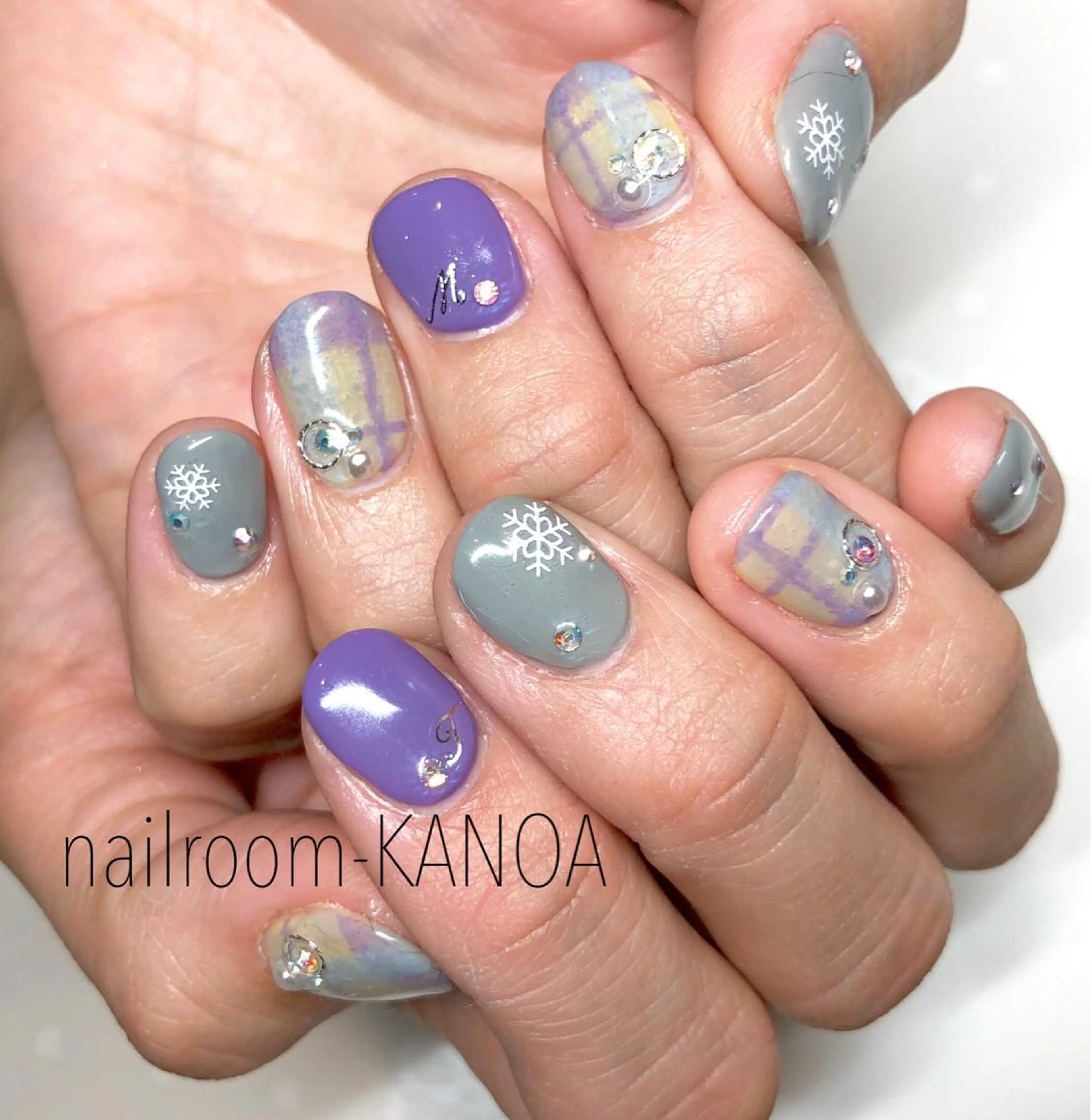 ショート ネイル パープルカラー パープル ハンドネイル nailroom- KANOAのネイルデザイン