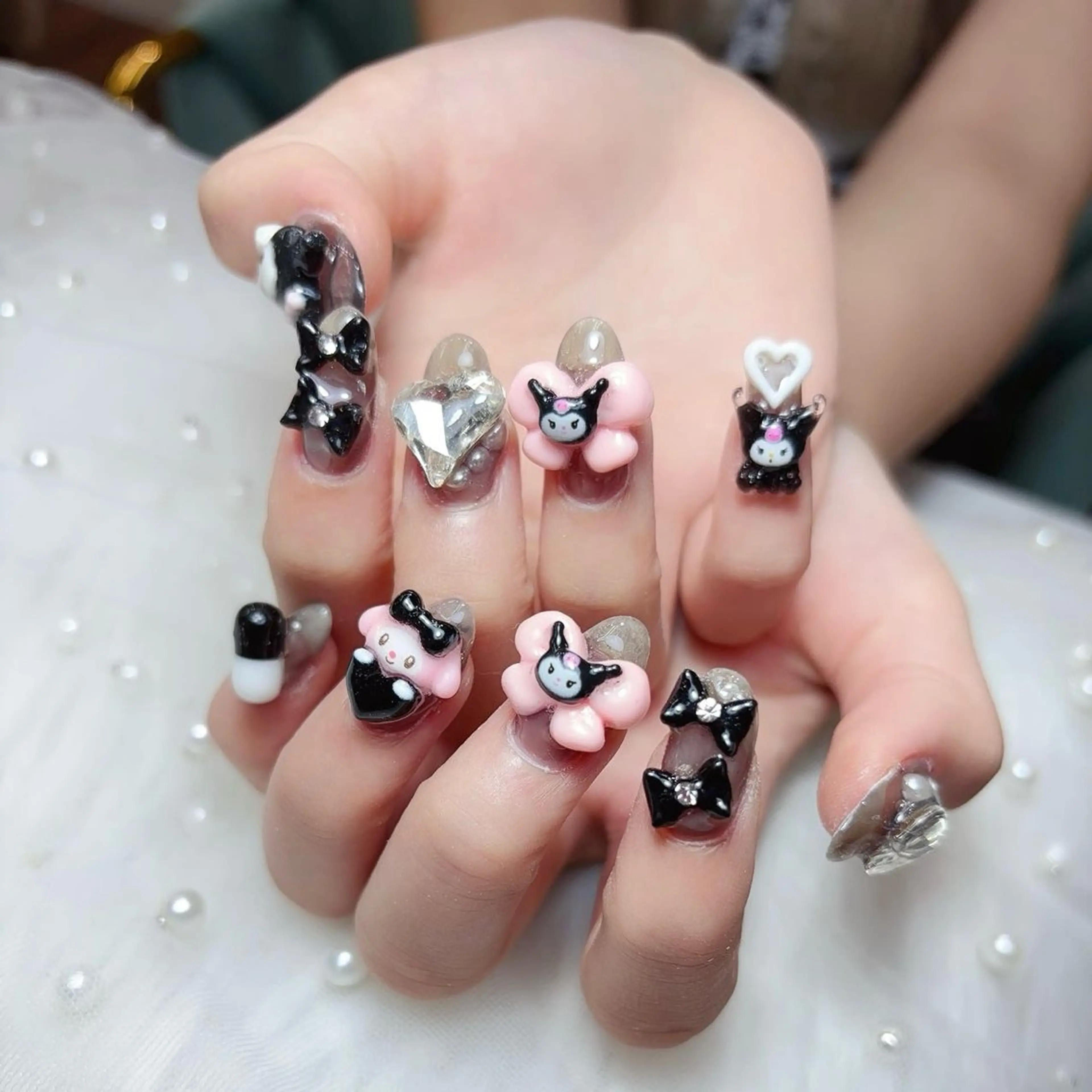 ネイル キラキラネイル マグネットネイル スカルプネイル 春ネイル ハンドネイル Melody Nail所属・Melody 3D/スカルプ専門店のネイルデザイン