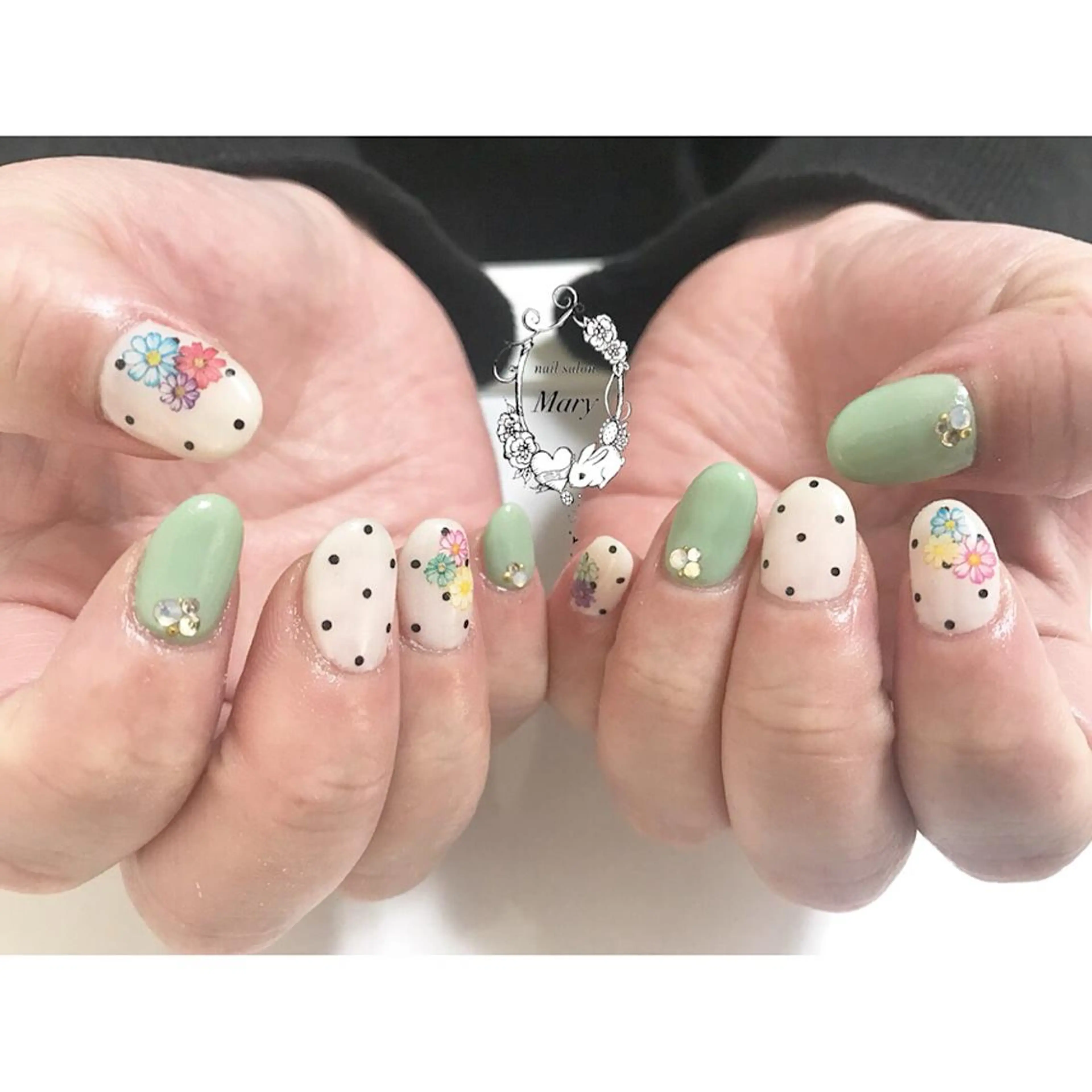 ネイル WITH  NAIL ネイリストのネイルデザイン