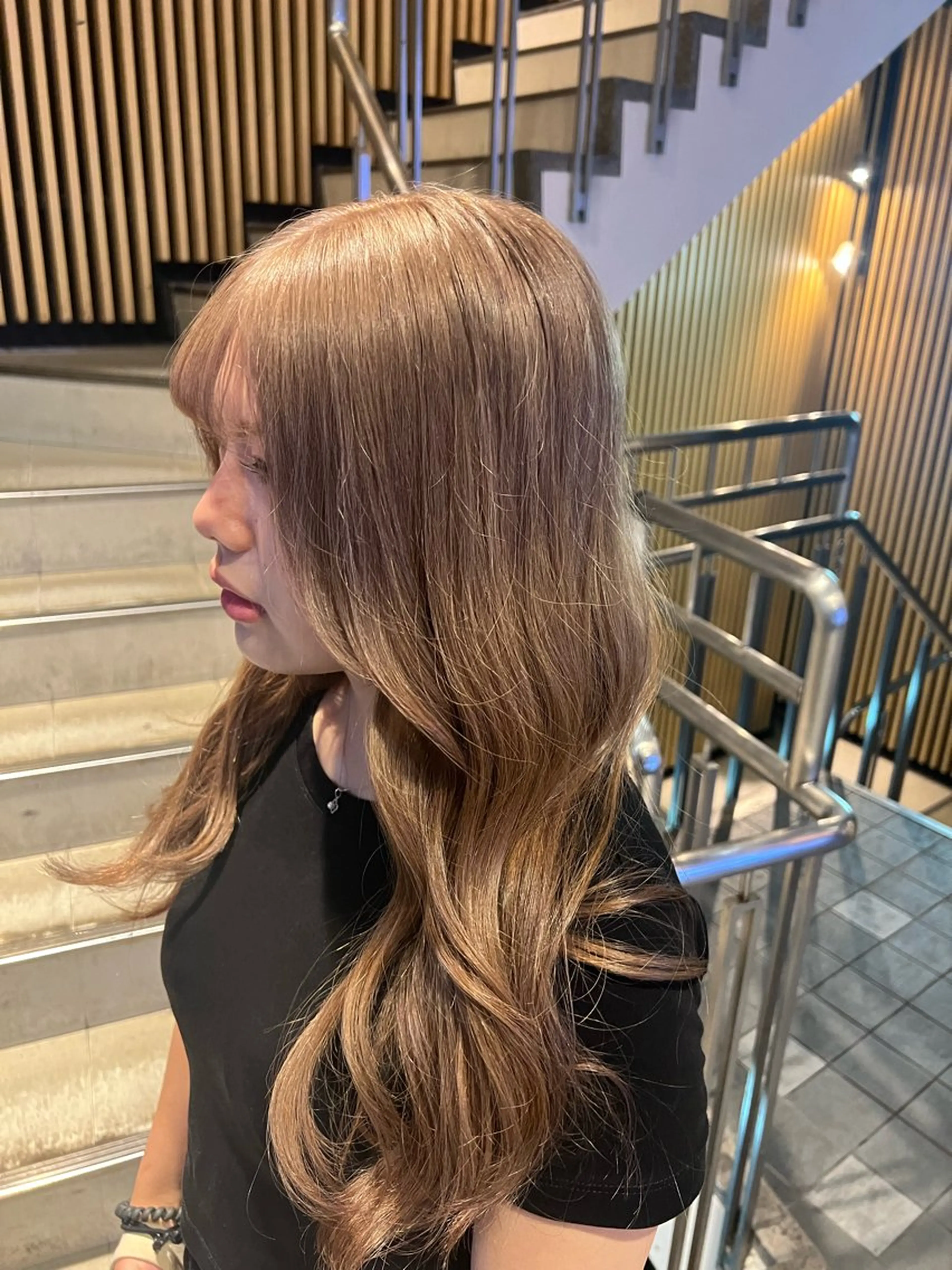 ロング カラー ヘアカラー ハイトーンカラー 坂本 翼のヘアスタイル