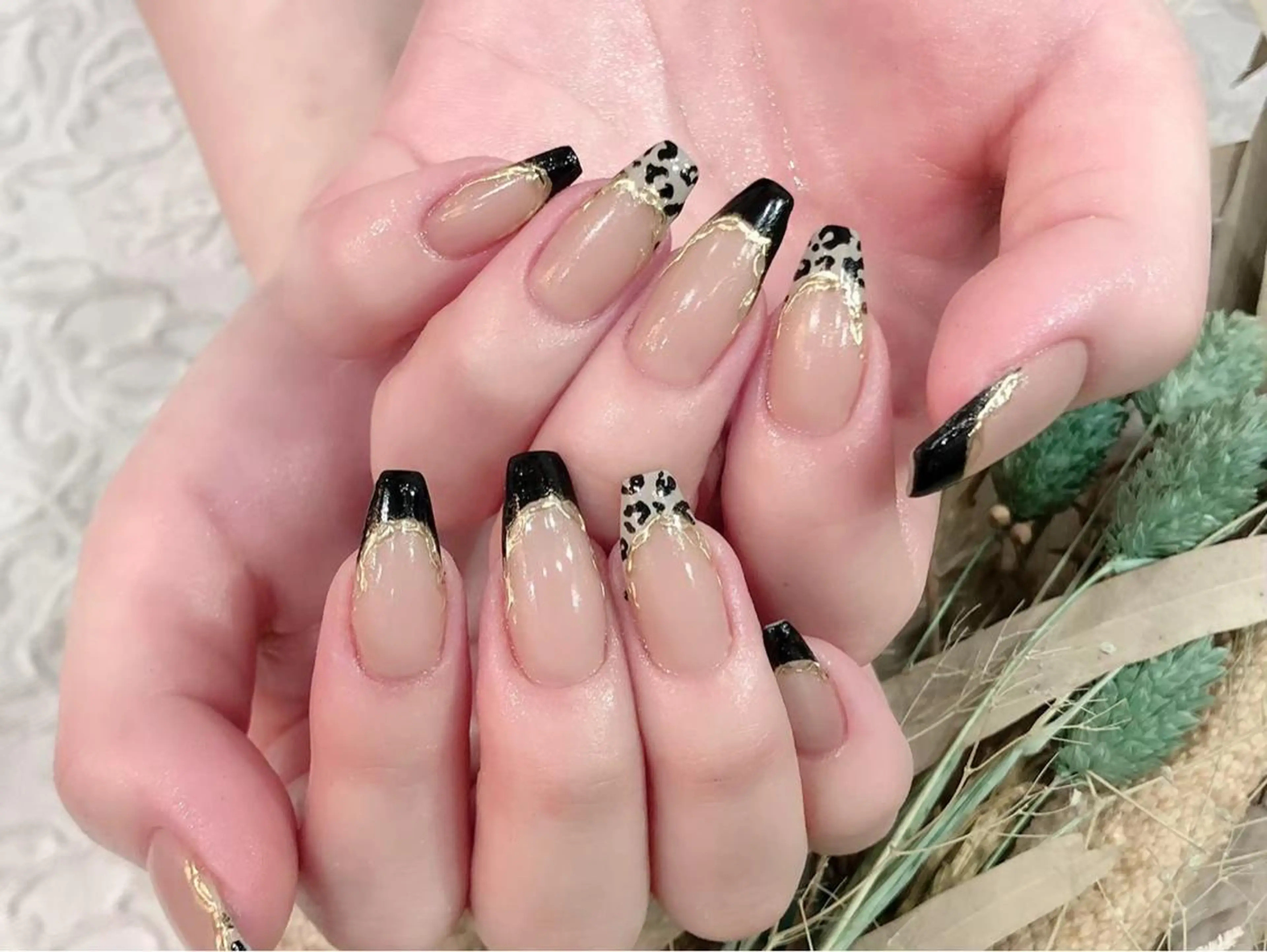 ネイル アニマル柄 ハンドネイル ハンドケア nailsalon mintのネイルデザイン
