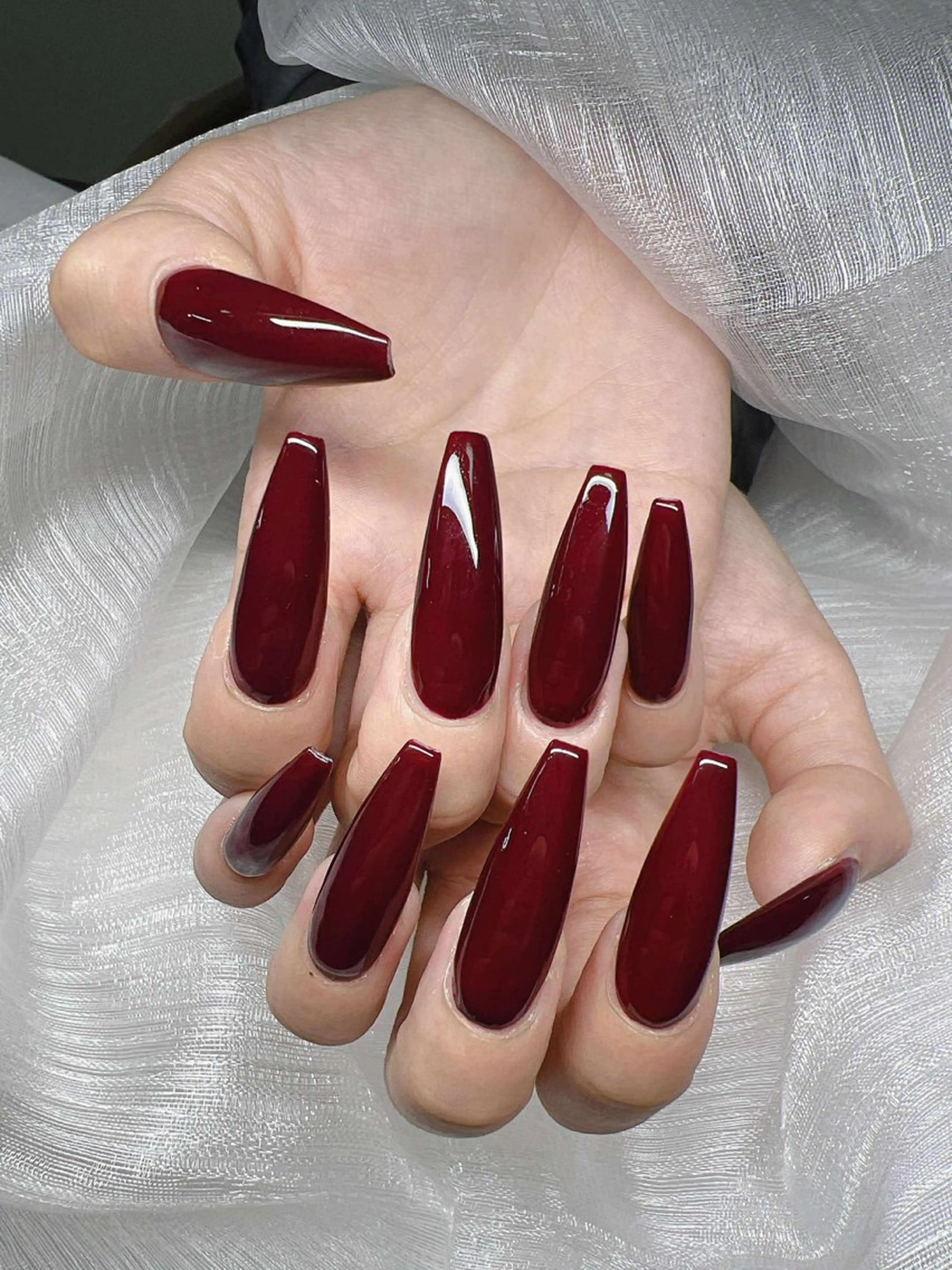 ネイル 長さ出し グラデーション 卒業式 キラキラネイル マグネットネイル ハンドネイル Lee Nailsのネイルデザイン