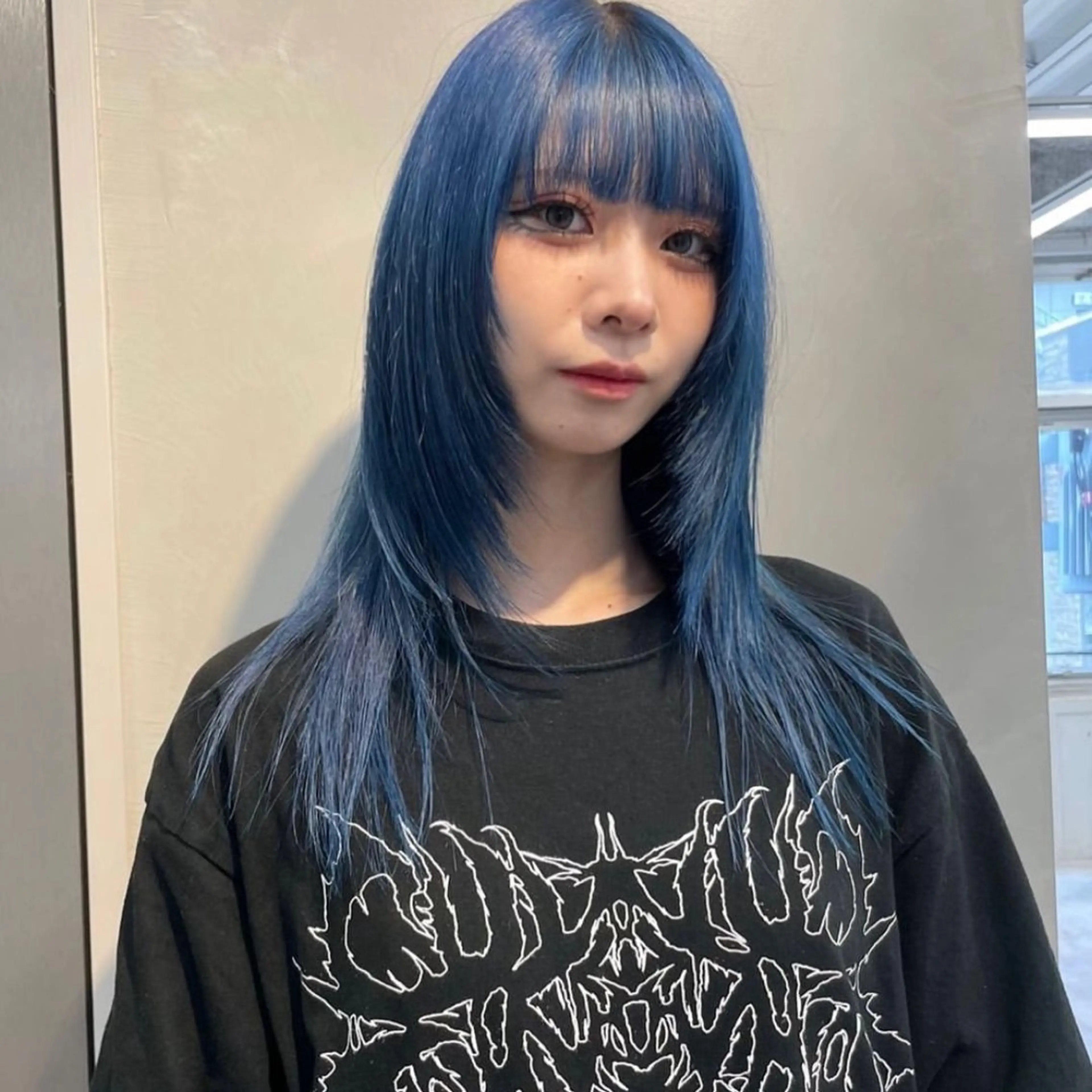 カット+透けダブルカラー（ブリーチ+ケアカラー)の写真