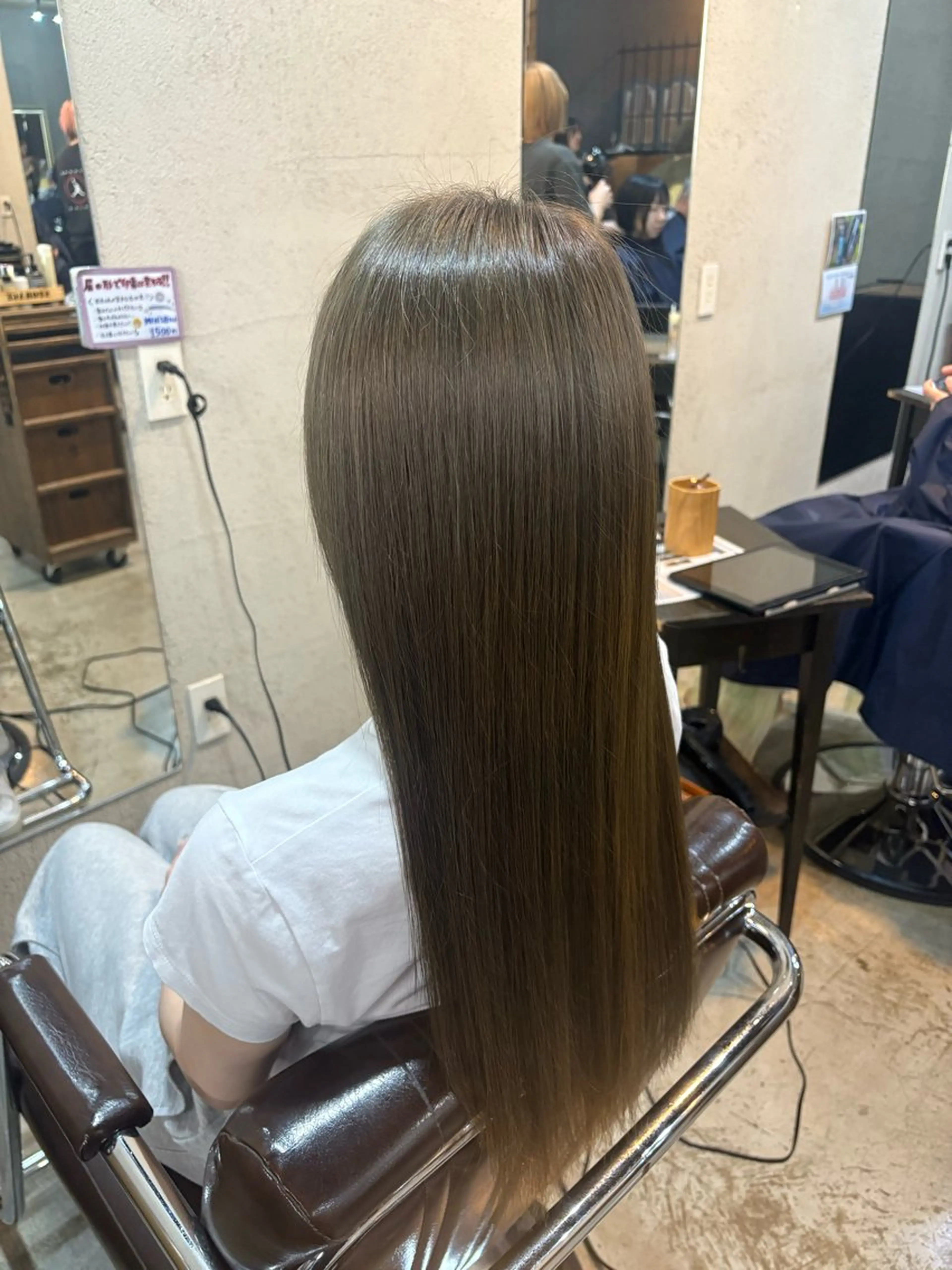 カラー グレージュ オリーブグレージュ オリーブグレー ヘアカラー BULL松戸⭐️ 渡邉 春佳のヘアスタイル