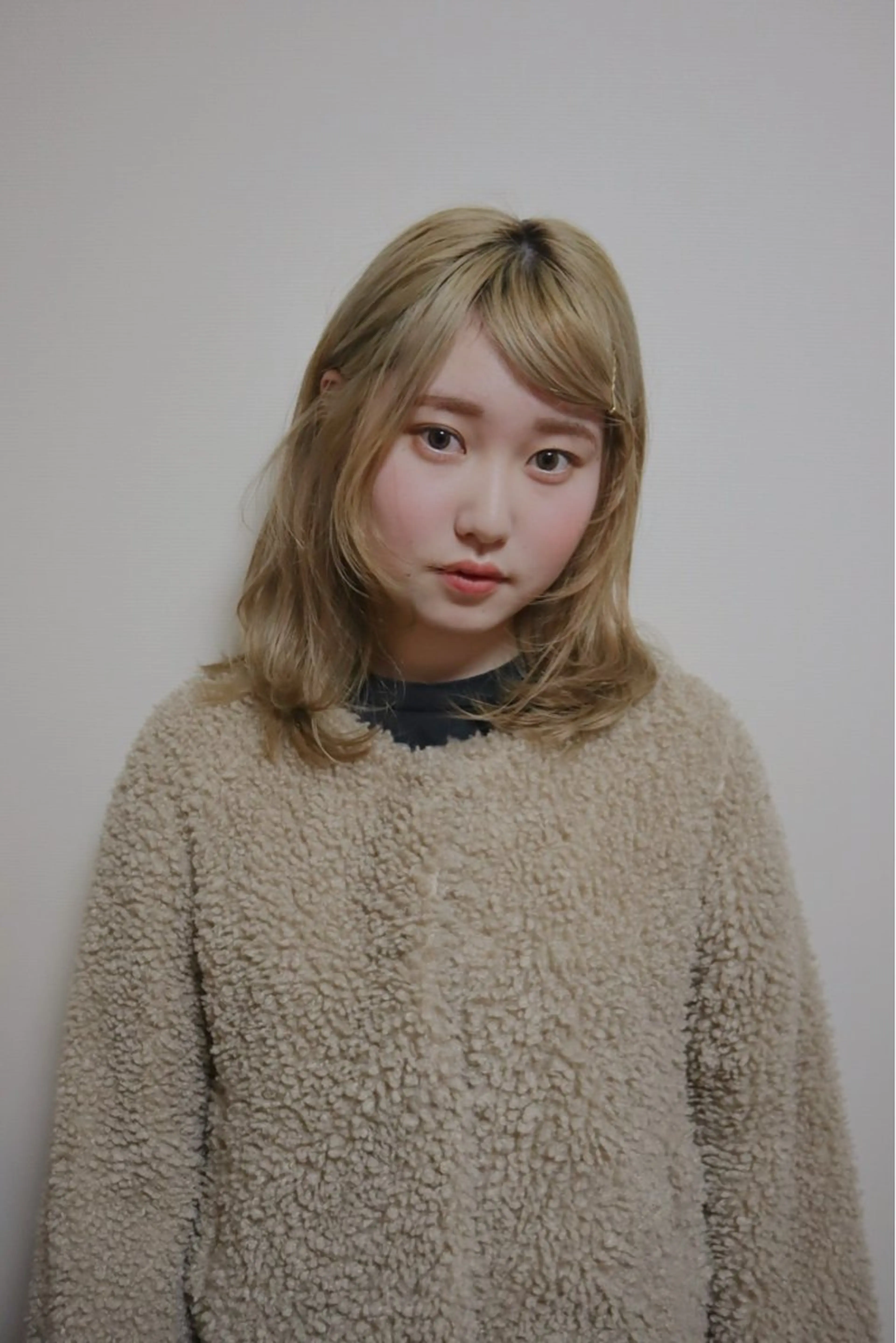 ミディアム カラー Nalu pu loa hachi所属・金尾 凜のヘアスタイル