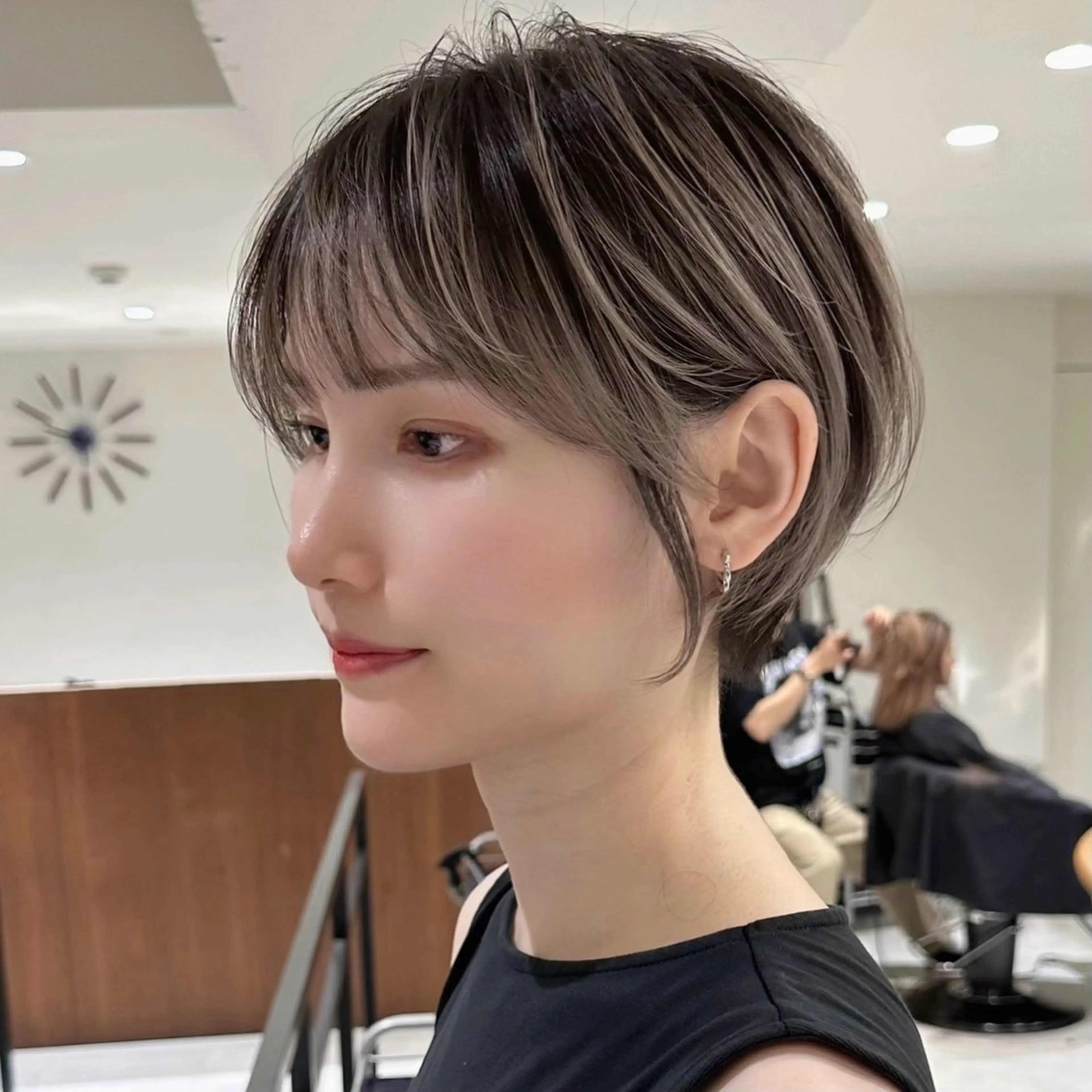 ショート カラー カット ヘアカラー ショート特化✨ 津々美のヘアスタイル