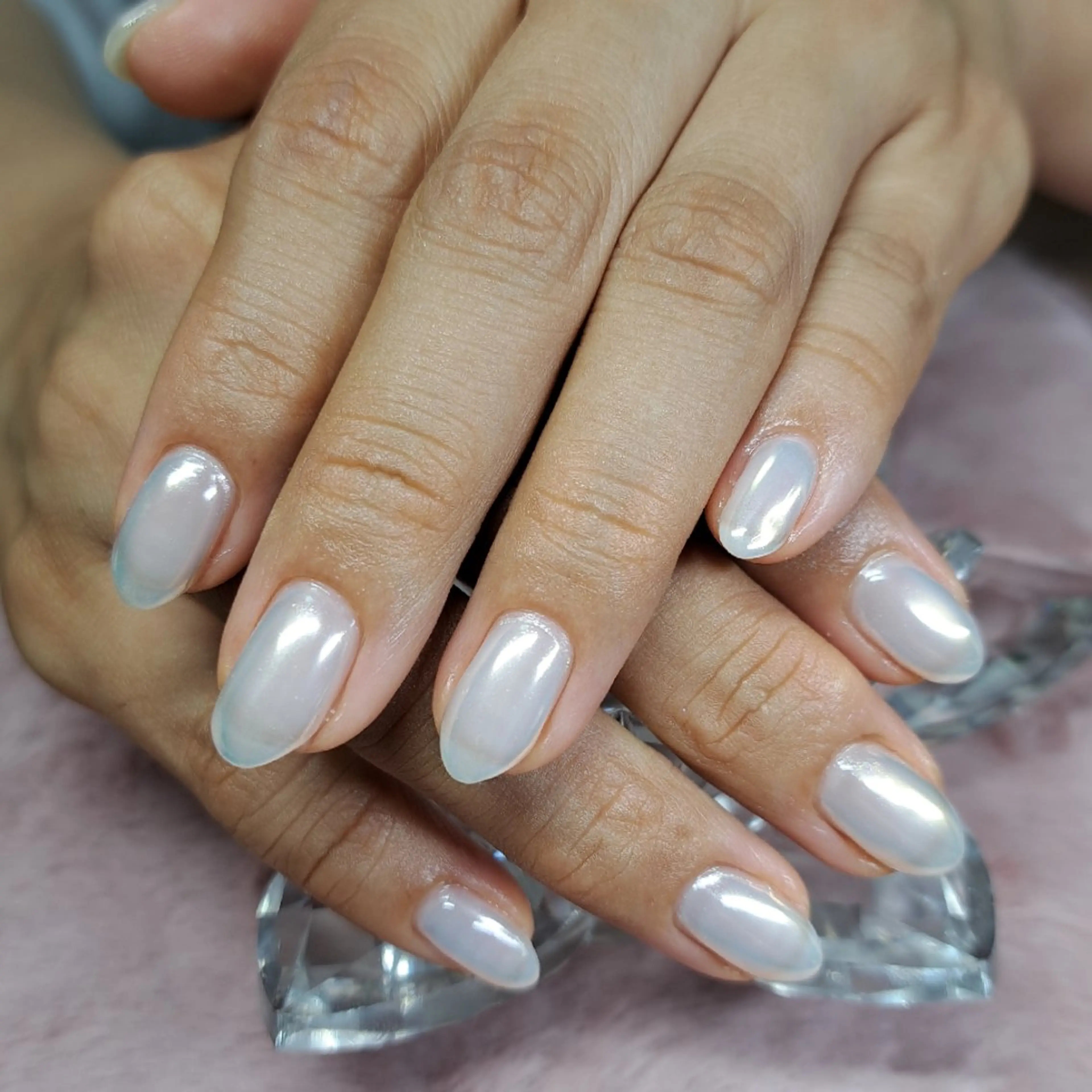 ネイル ミラーネイル ワンカラーネイル シンプルネイル ホワイト HAYASHI  Nのネイルデザイン