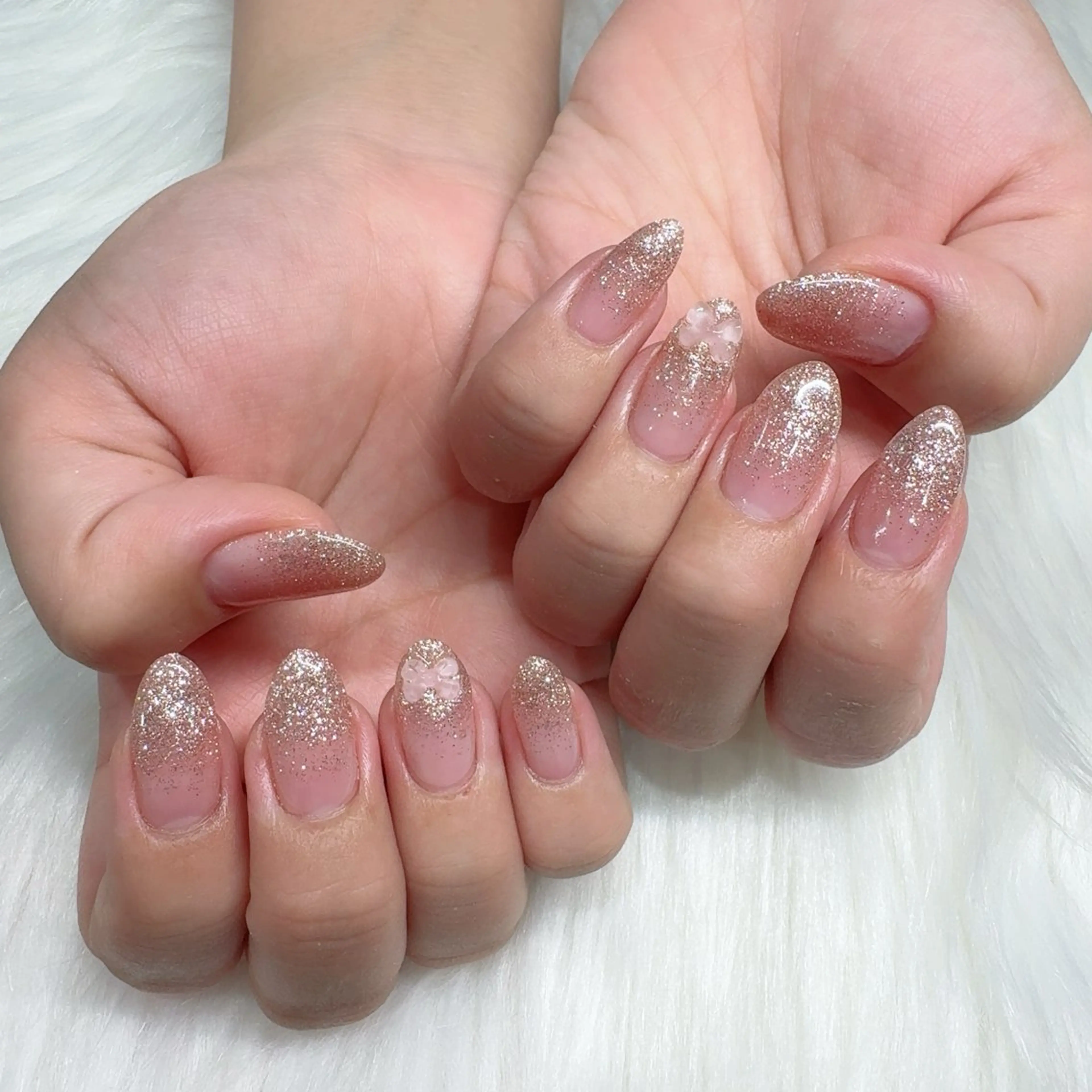 ネイル 持ち込み ハンドネイル 小野澤 紗智のネイルデザイン