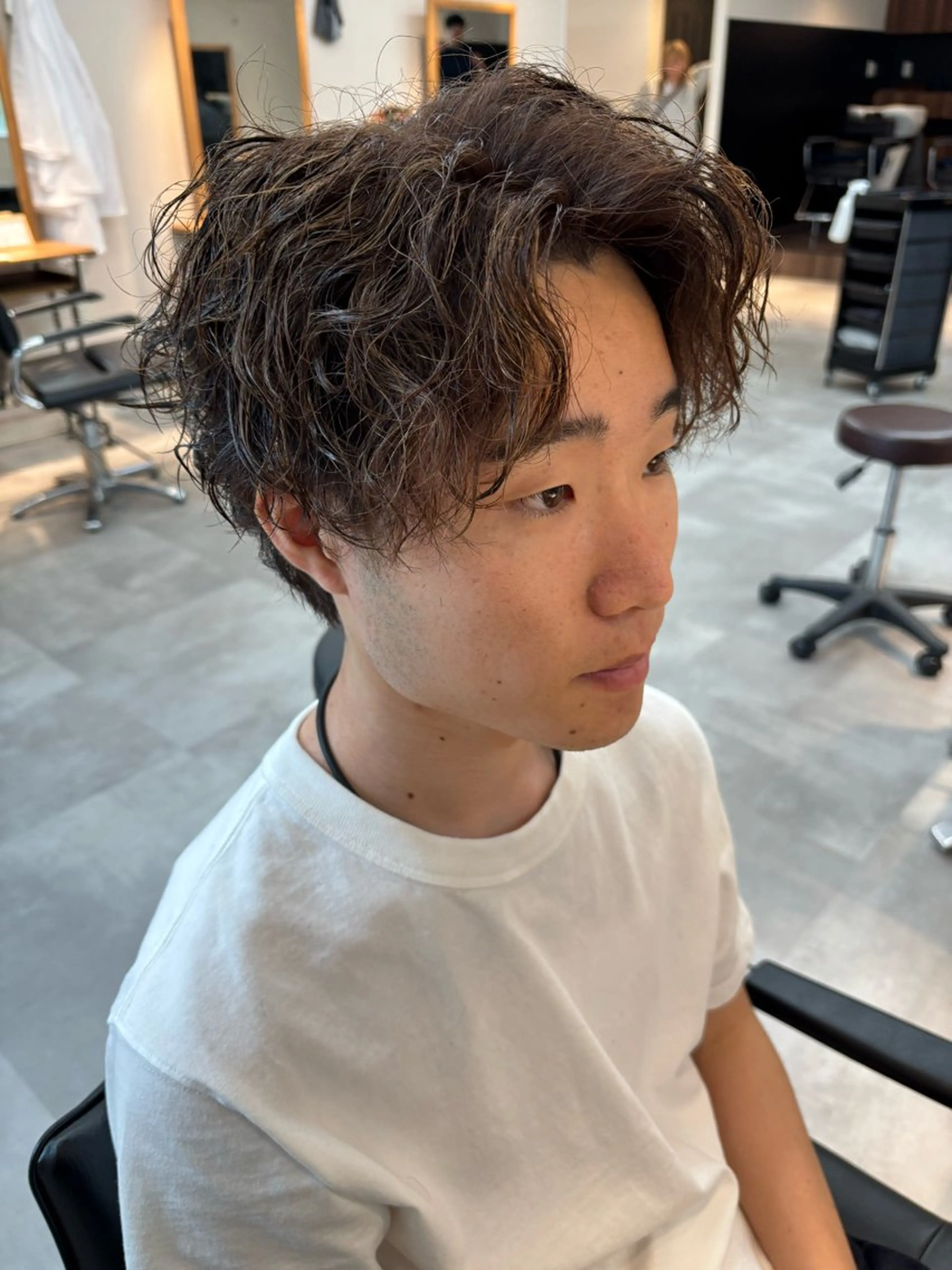 パーマ メンズ メンズパーマ ツイストスパイラルパーマ スパイラルパーマ カット パーマ 保立/メンズカット 千葉駅フェザーパーマのヘアスタイル