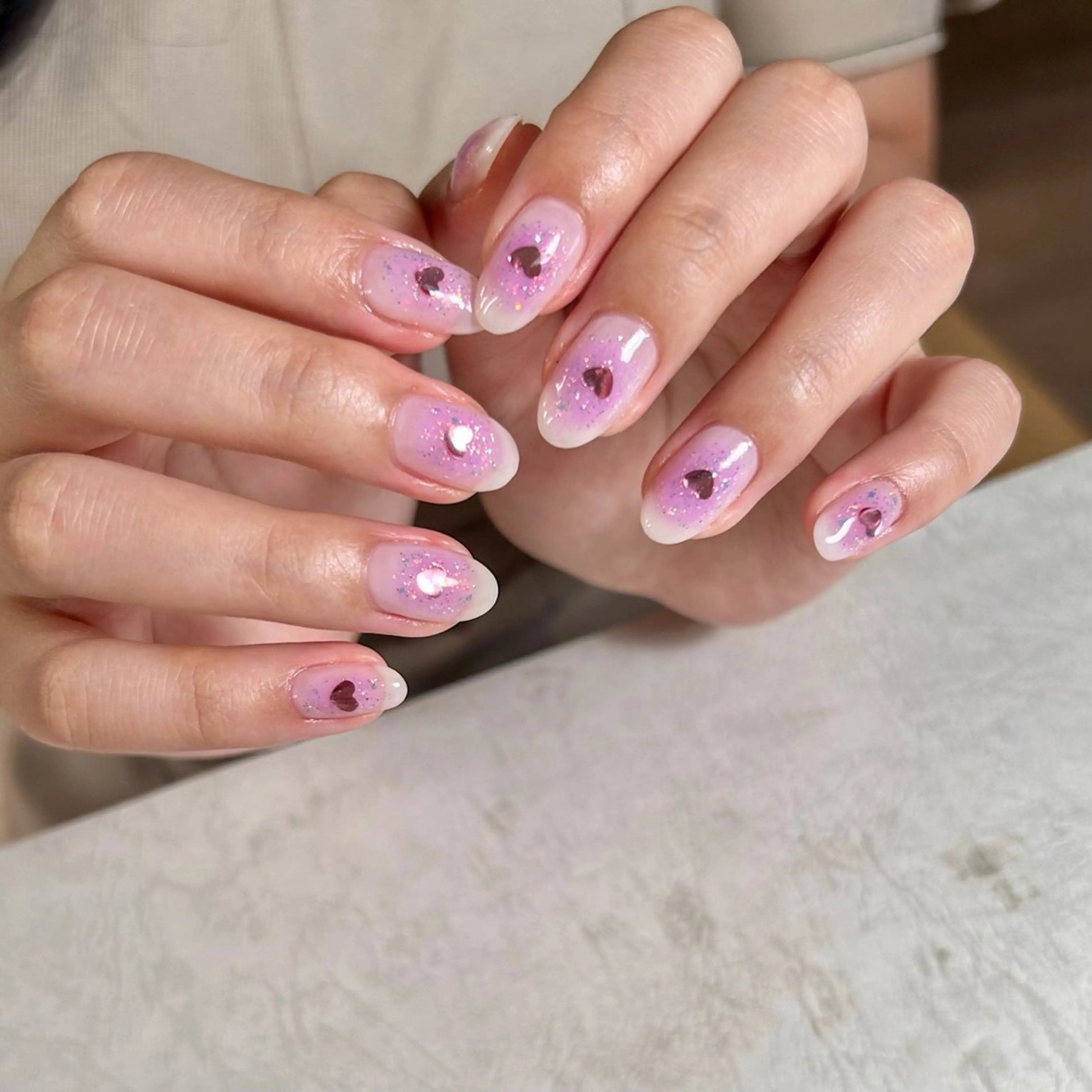 【選べるオフィス•ガーリー系ジェルネイル】リボン🎀ハート🩵キラキラ✨️他の写真