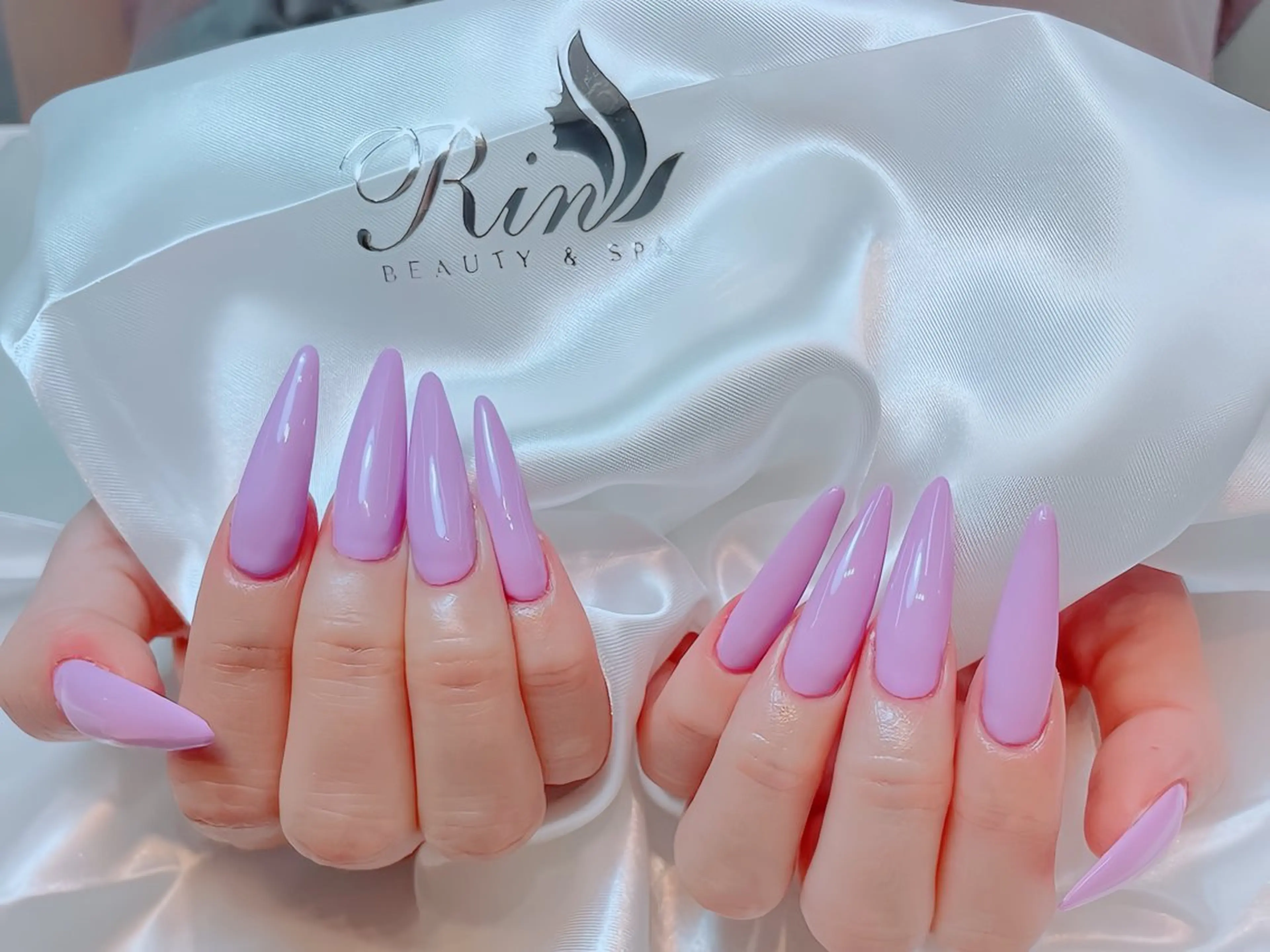 ネイル アートネイル フレンチネイル キラキラネイル 韓国ネイル 水色 ハンドネイル Rin Nail所属・Rin Nailのネイルデザイン