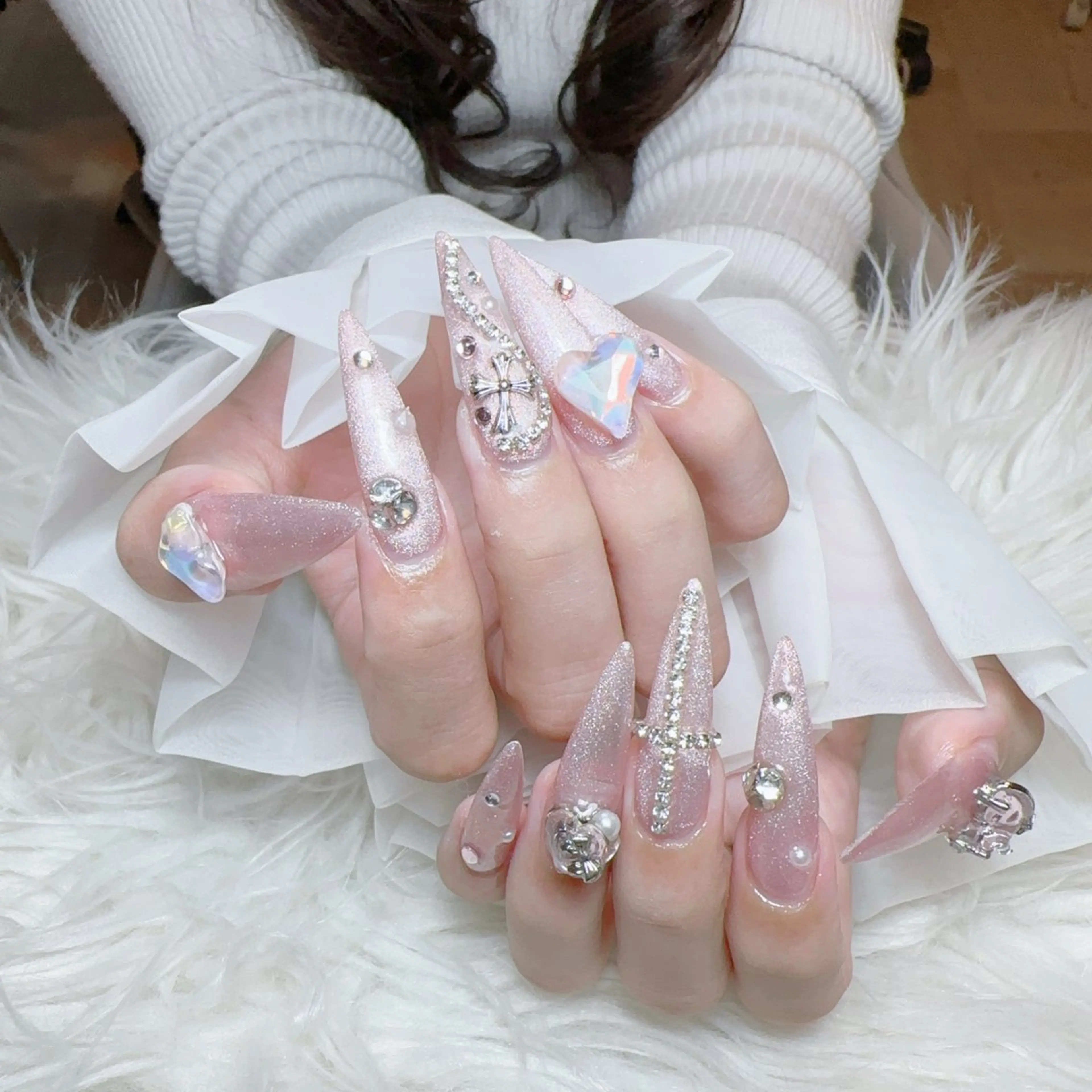 ネイル ハンドネイル ☁️Yun nail KiKi☁️のネイルデザイン