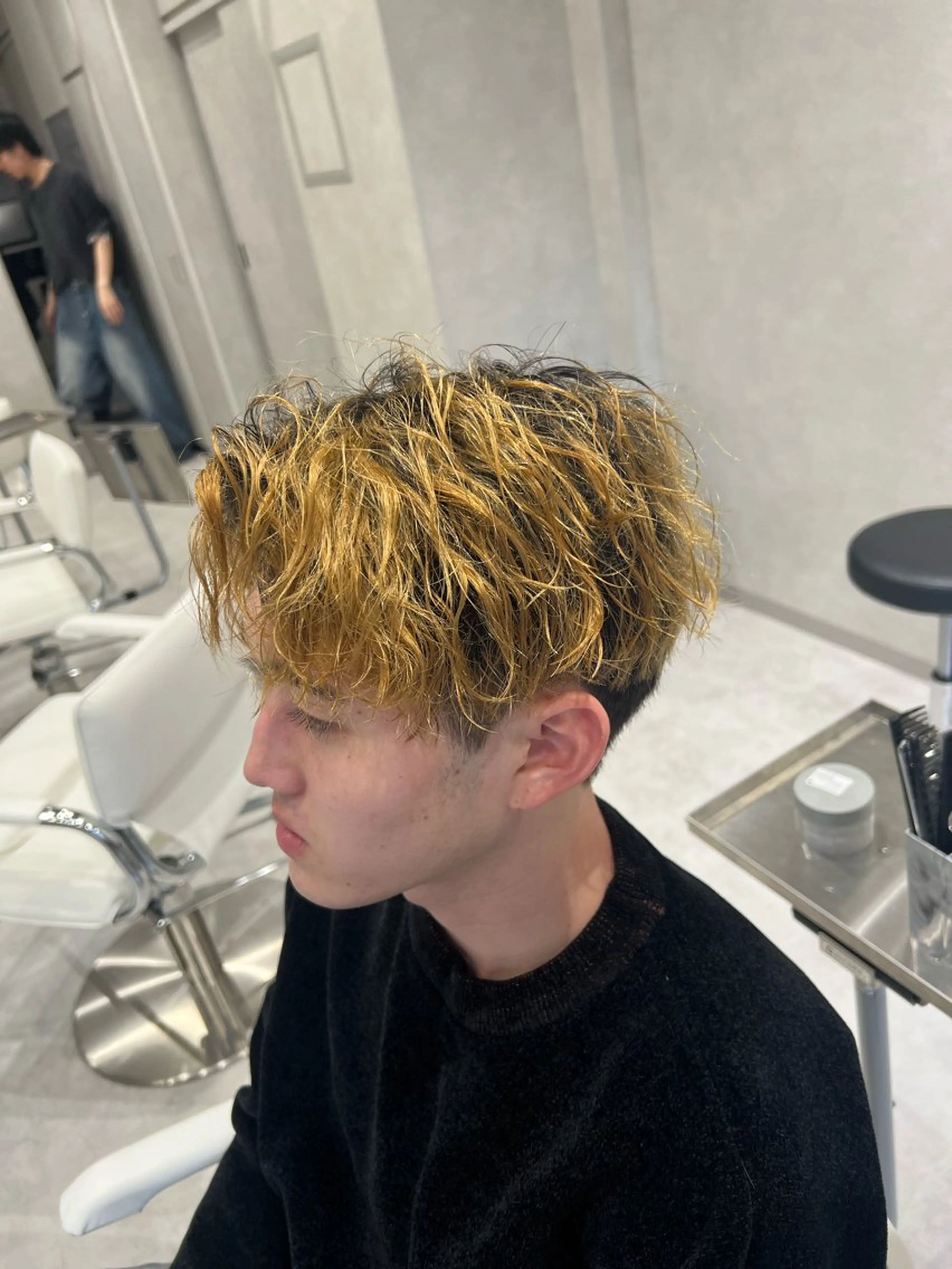 パーマ メンズ メンズブリーチ メンズパーマ カット パーマ SENA 再現性 パーマと縮毛矯正のヘアスタイル