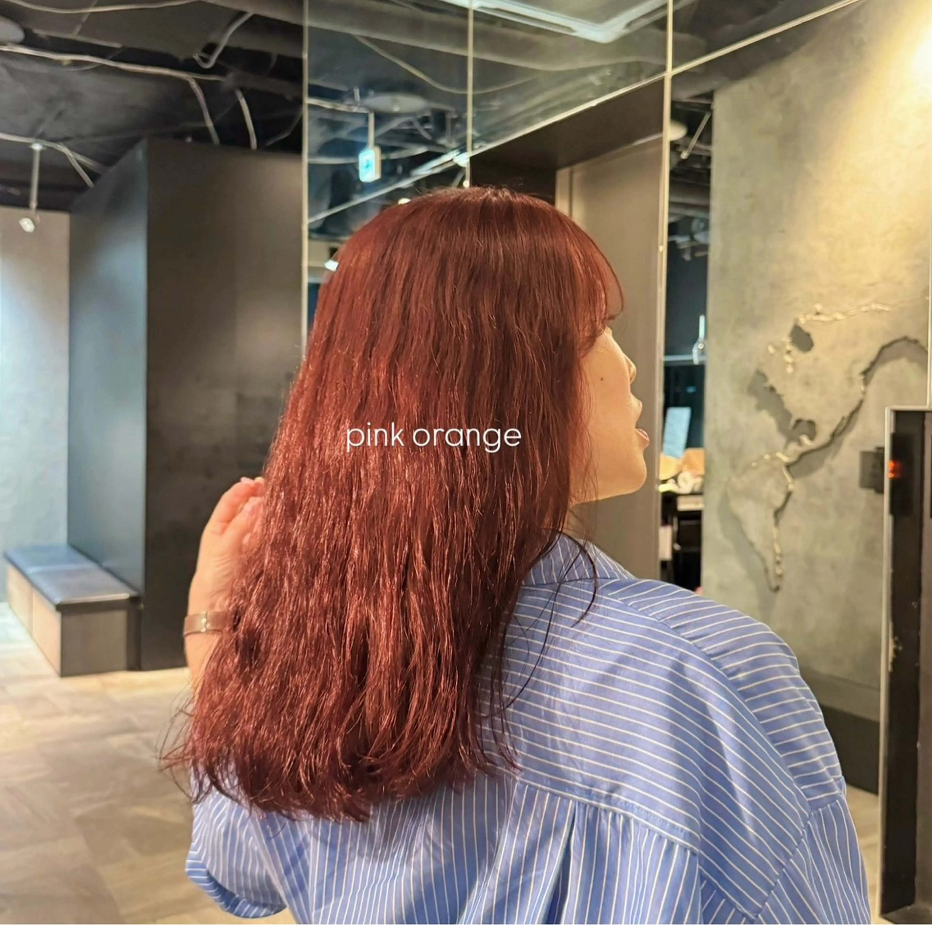 ミディアム カラー オレンジピンク 暖色/ブリーチカラー 🍊 yu-na.のヘアスタイル