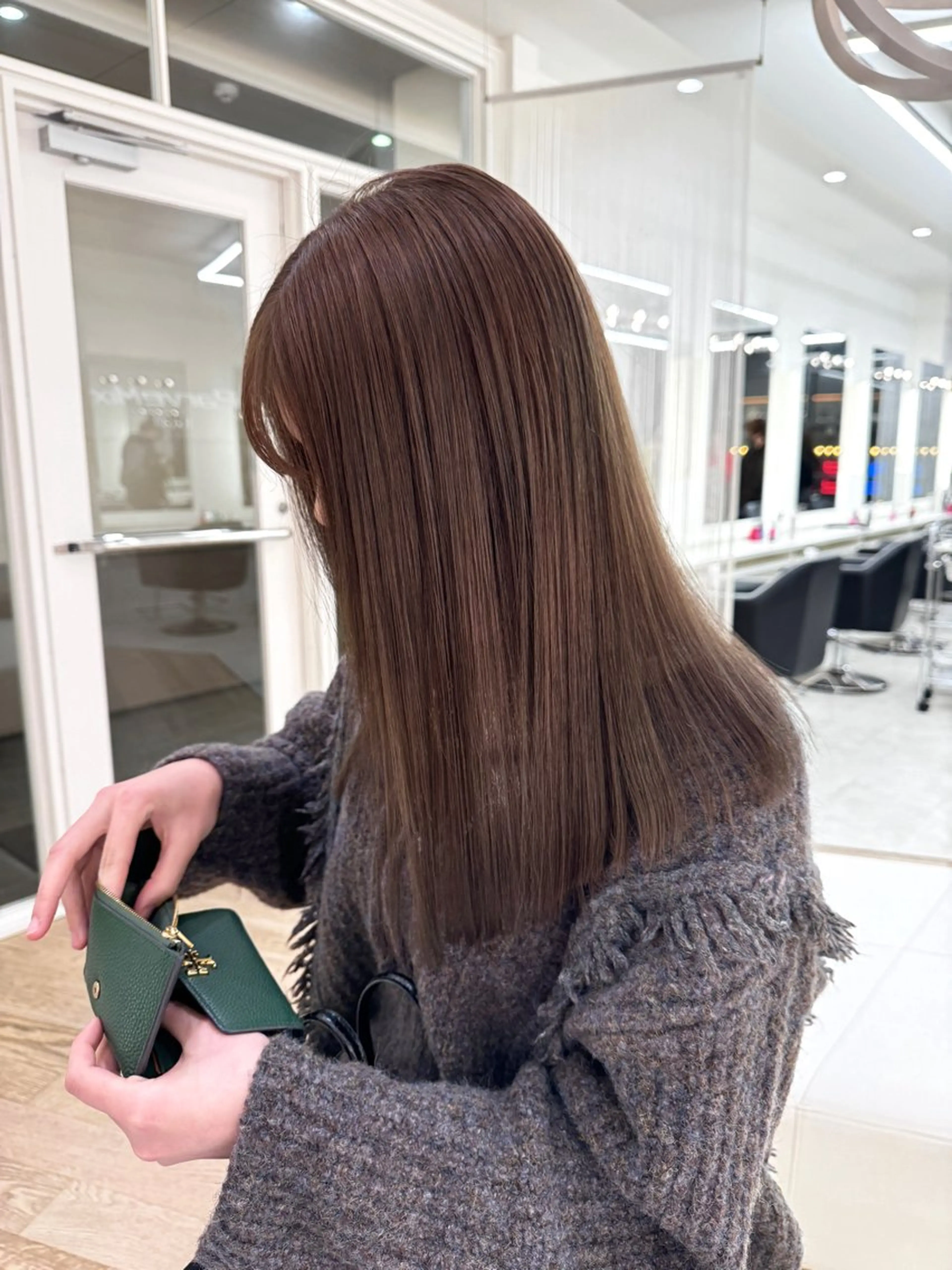 ロング カラー カット ヘアカラー ParveMix NANOのヘアスタイル