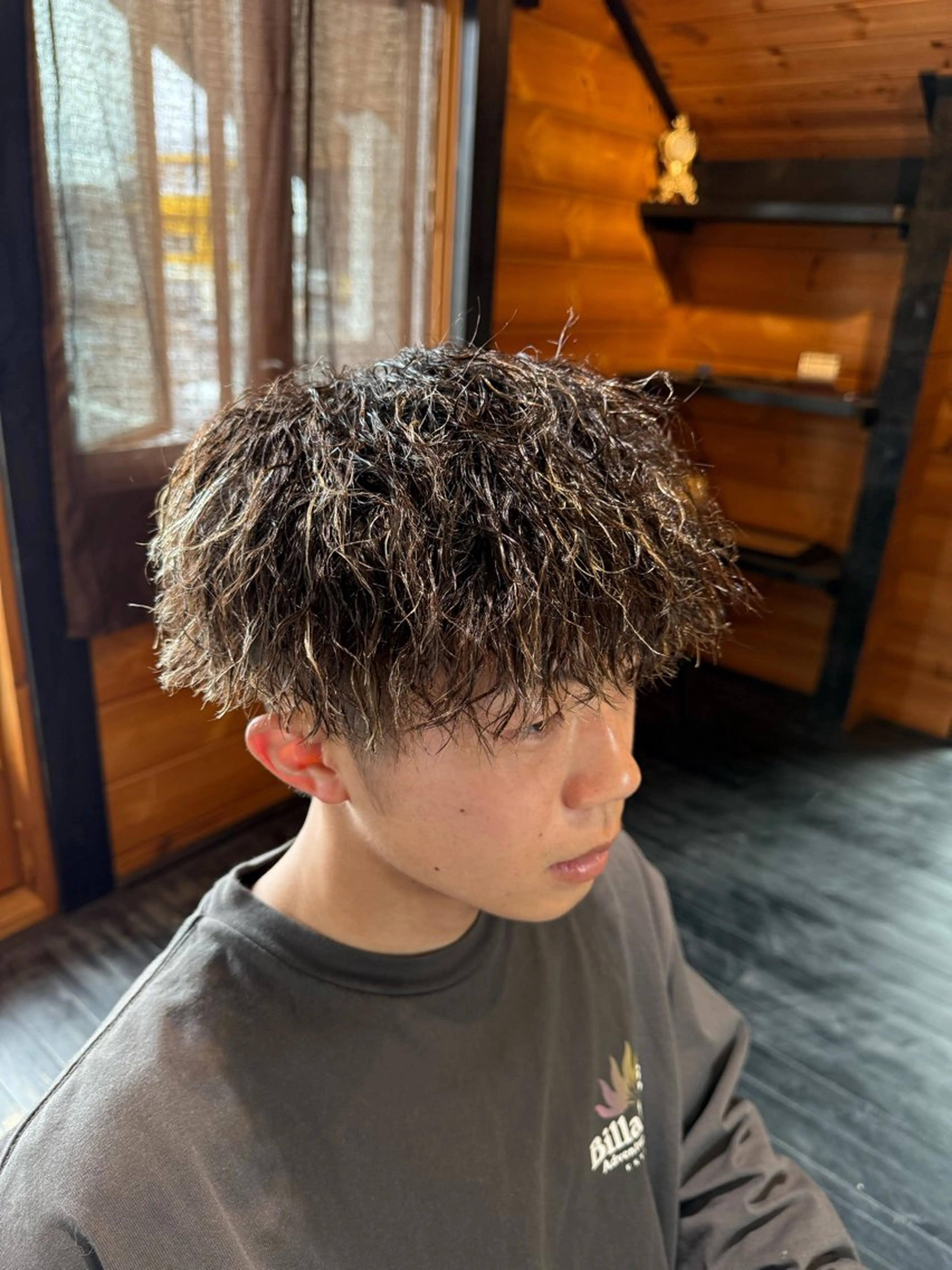 パーマ メンズ 古賀 雄大のヘアスタイル