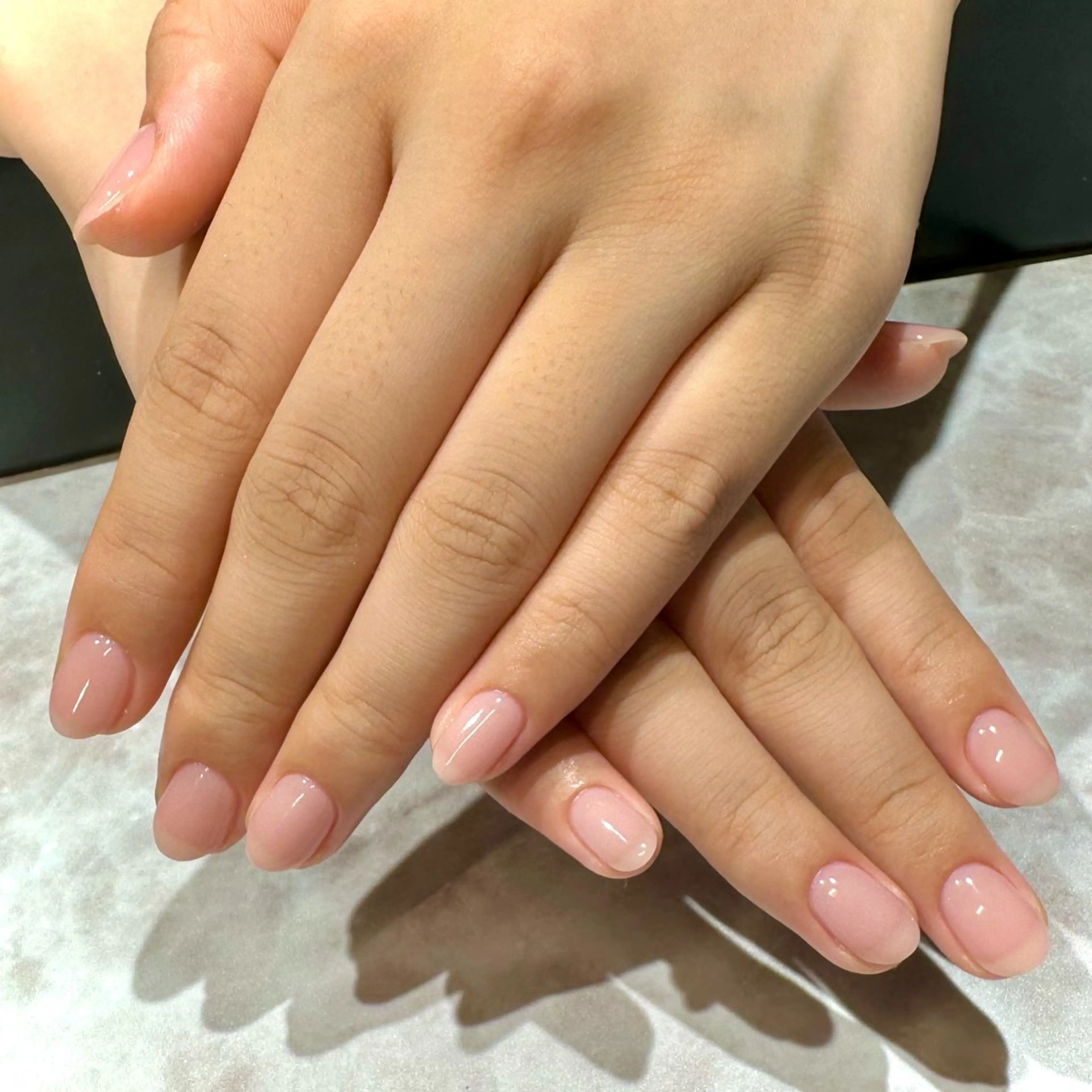 ネイル シンプルネイル erinca nail所属・圦本 有紀のネイルデザイン
