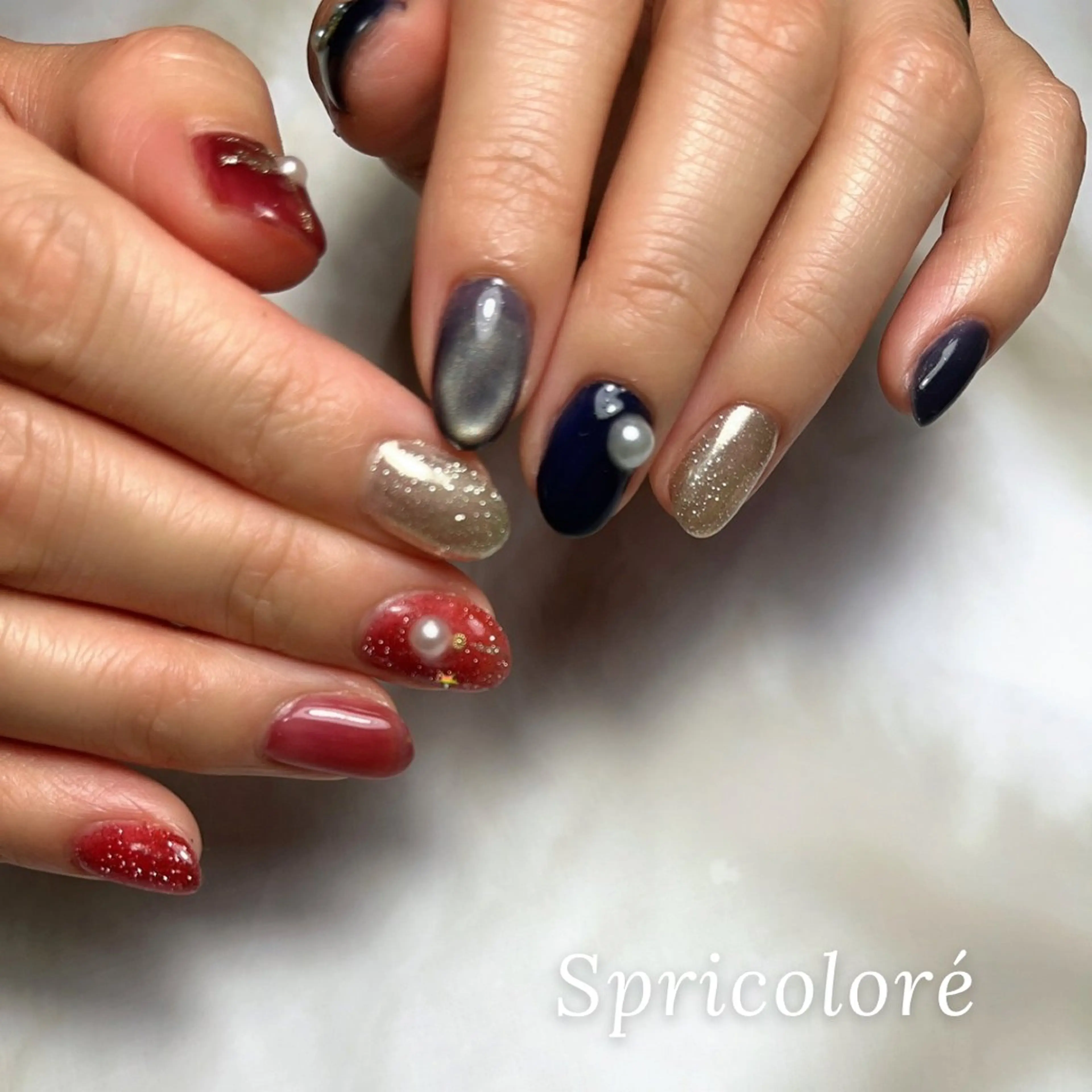 ネイル フラッシュネイル マグネットネイル 冬ネイル クリスマス Spricoloré(スプリコローレ)所属・Spricoloré ／harunaのネイルデザイン