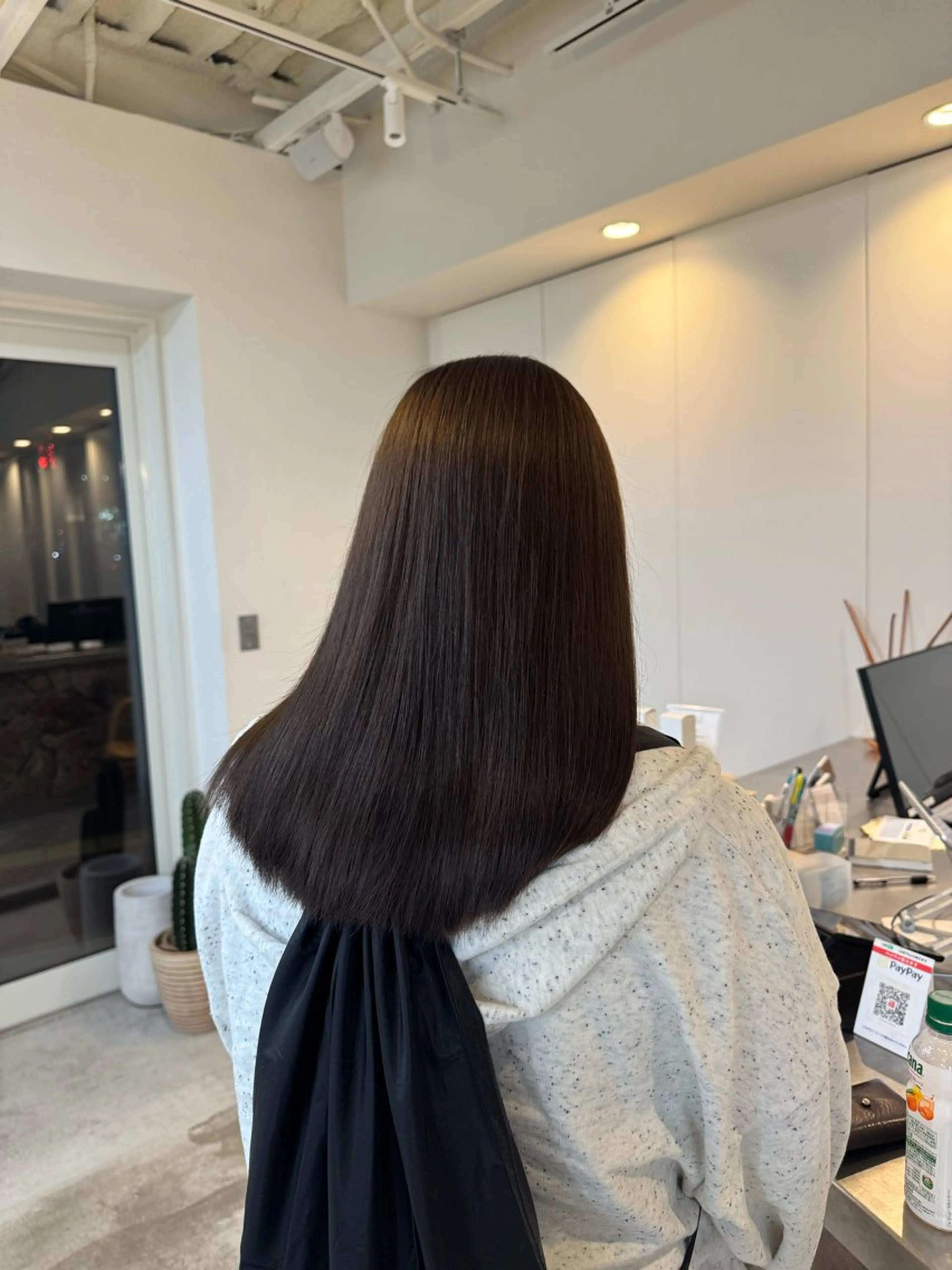 セミロング ヘアカラー fand / hinaのヘアスタイル