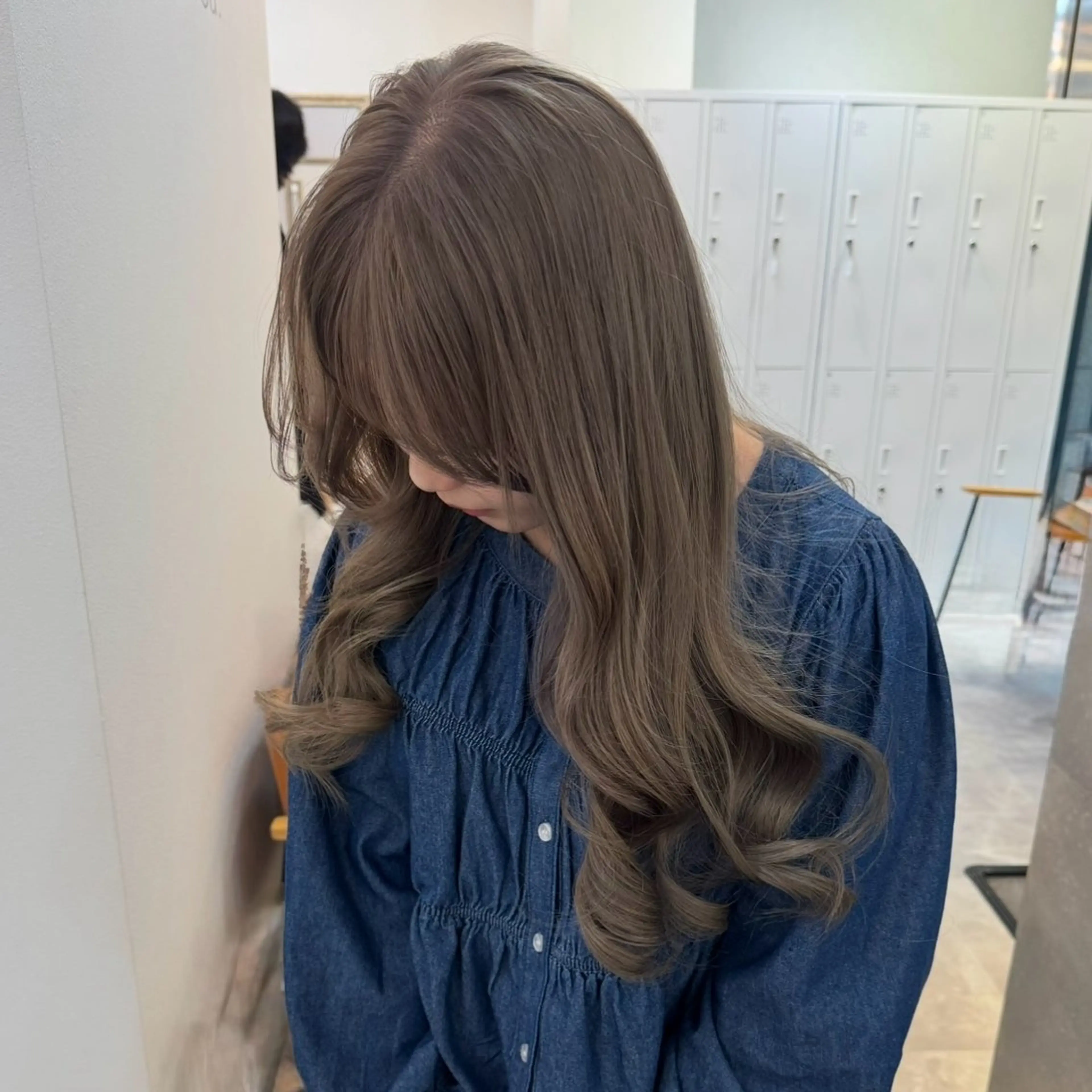 ロング カラー ベージュカラー 透明感カラー ヘーゼル 似合わせカット ヘアカラー トリートメント ruki/梅田【ラベ ンダー・グレージュ】のヘアスタイル