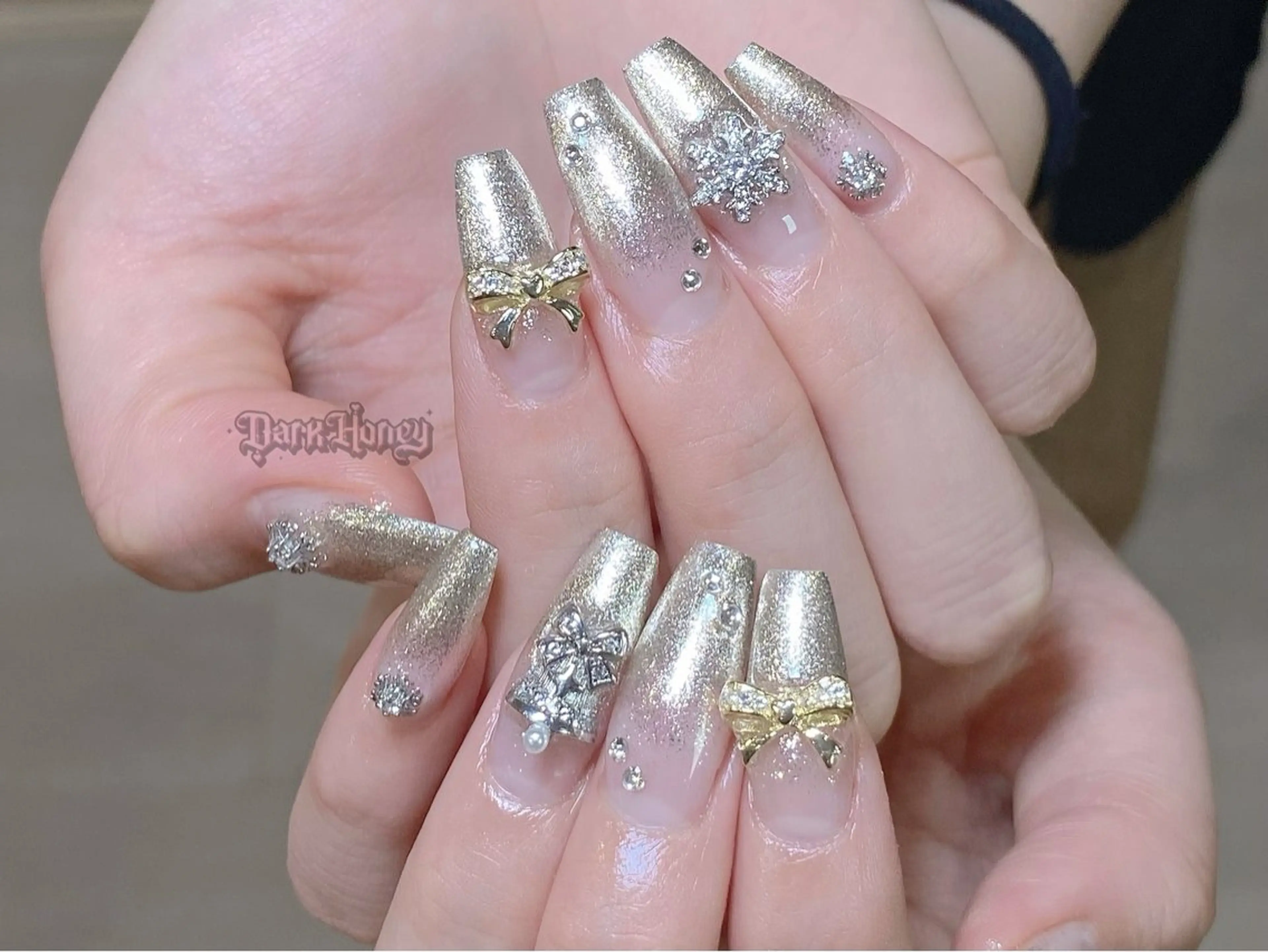 ネイル ハンドネイル ハンドケア DarkHoney 池袋店のネイルデザイン