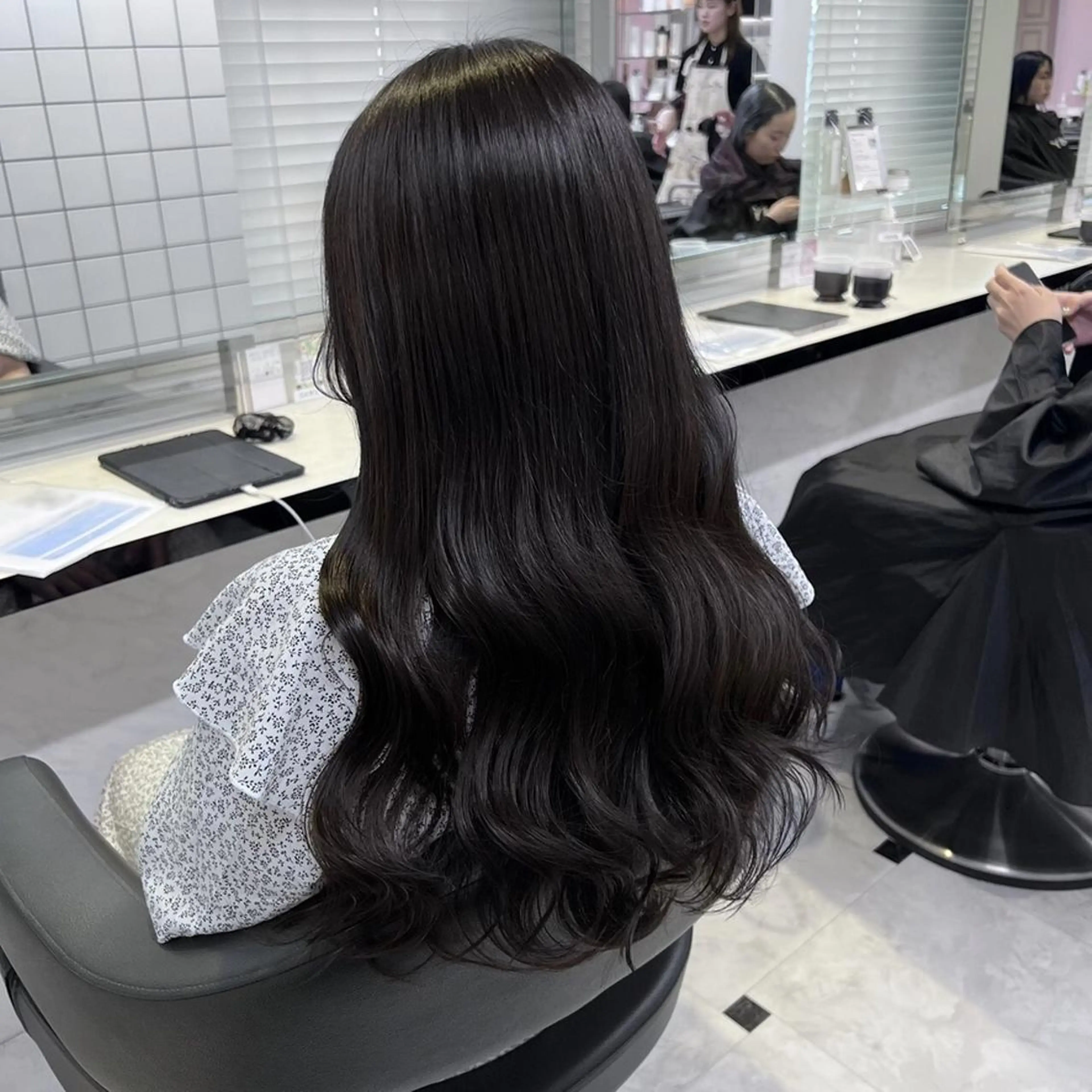 カラー トレンドスタイル💘 透明感ヘアのヘアスタイル
