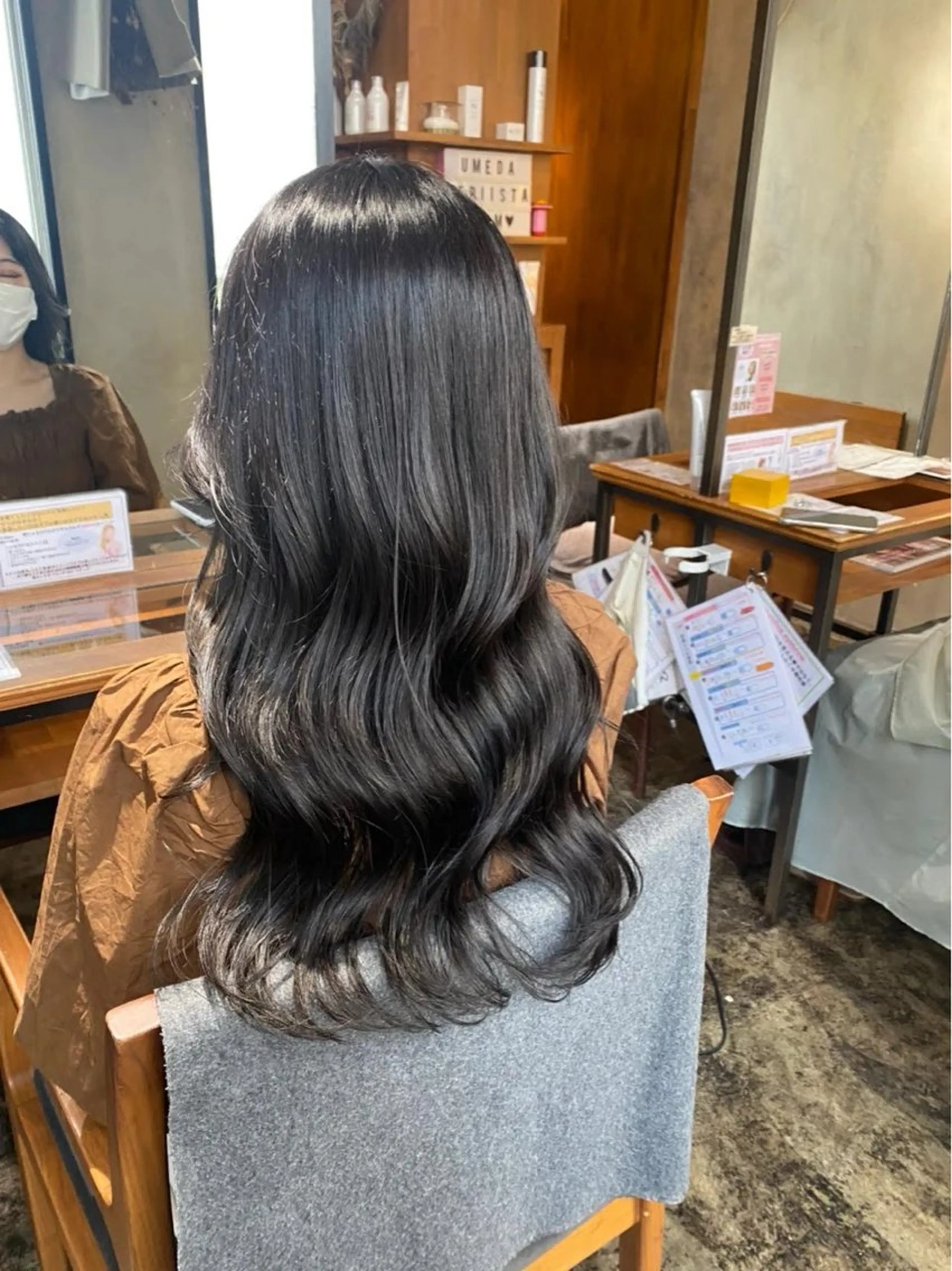 ロング カラー 黒髪 ロング canamo所属・大原/ 和泉府中/カットのヘアスタイル