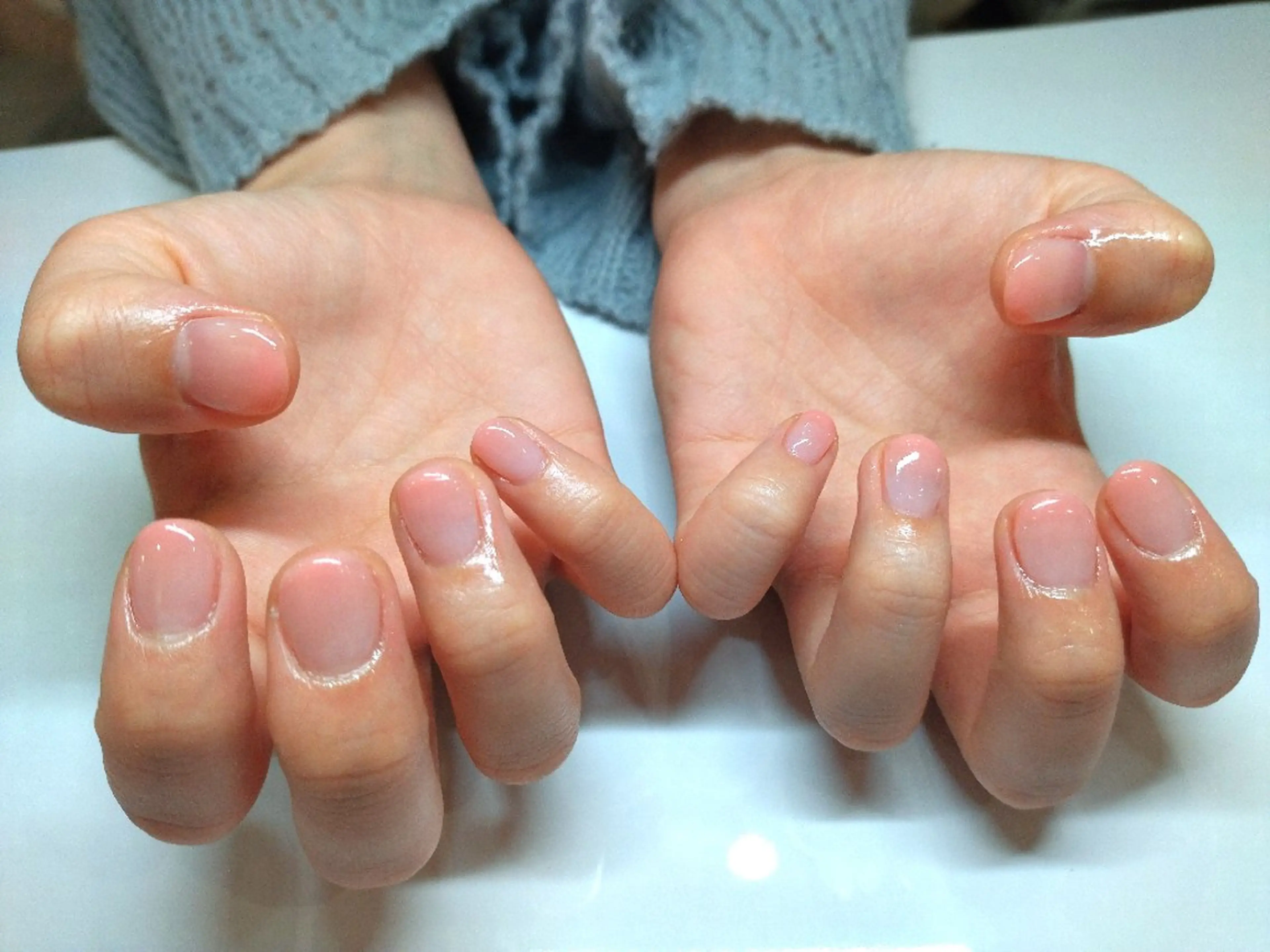 ネイル ハンドネイル 鐙 桃華のネイルデザイン