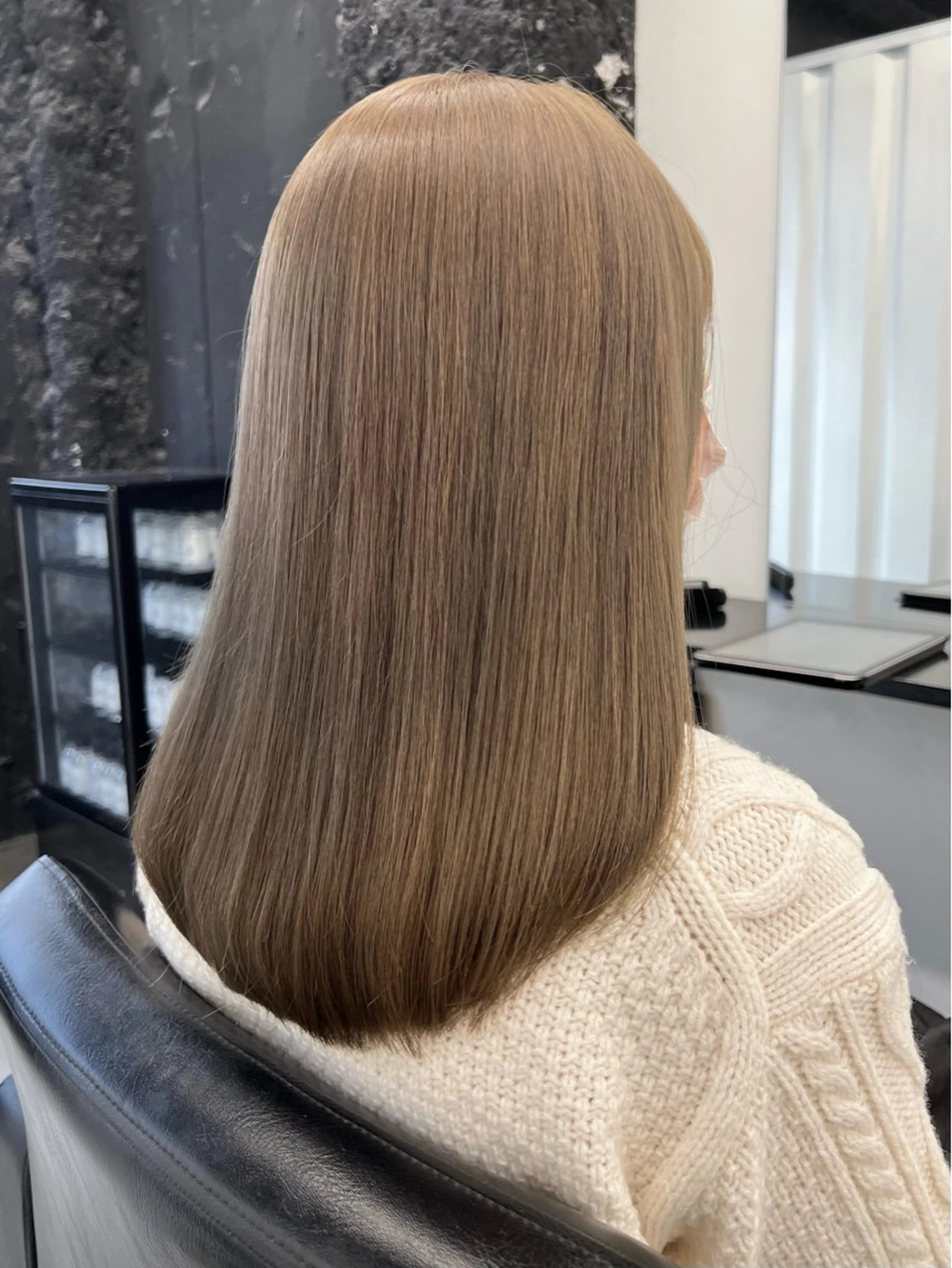 カラー ベージュカラー ブリーチ ブリーチなしカラー 原宿//-KOKO- MOENOのヘアスタイル