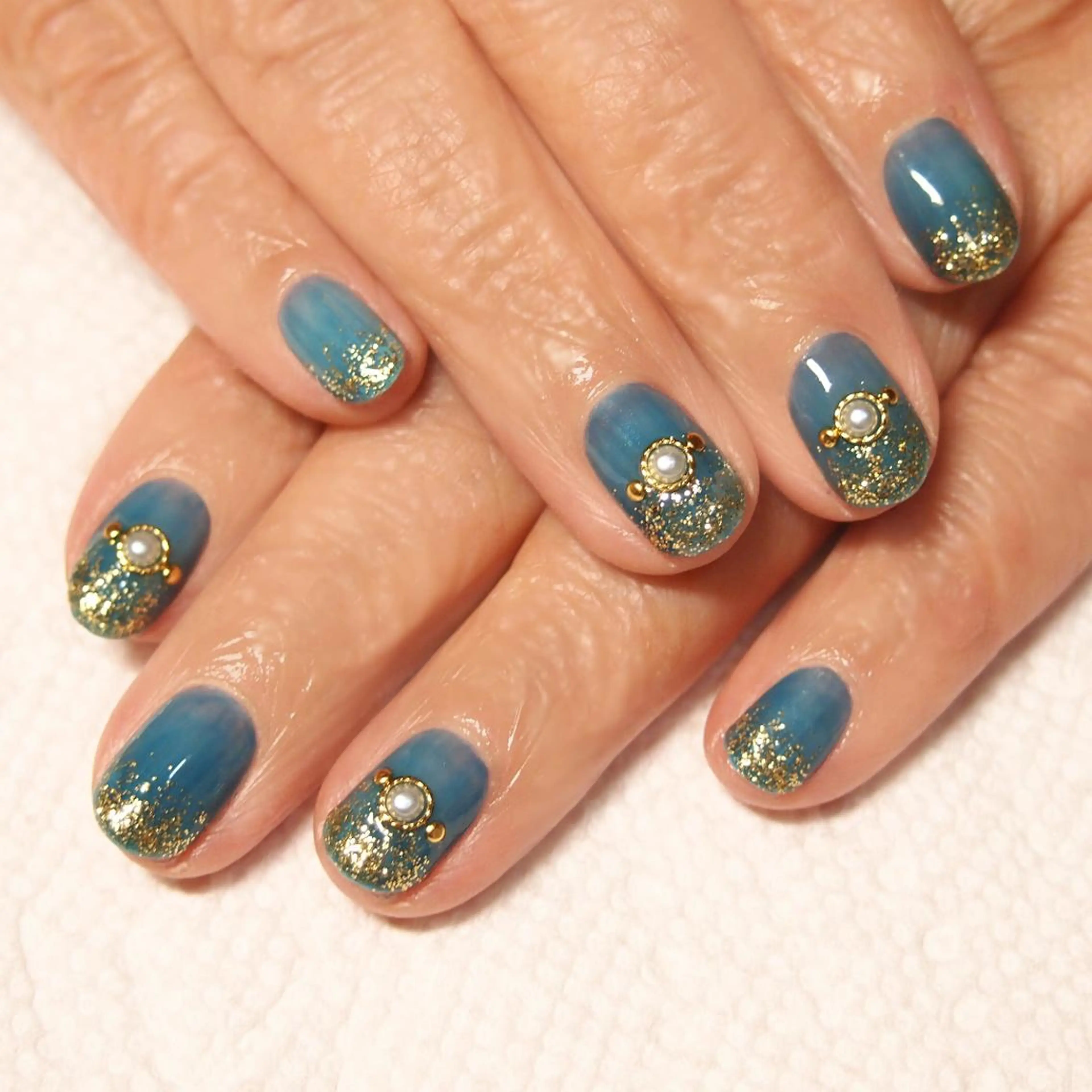 ネイル 山田 麻衣のネイルデザイン