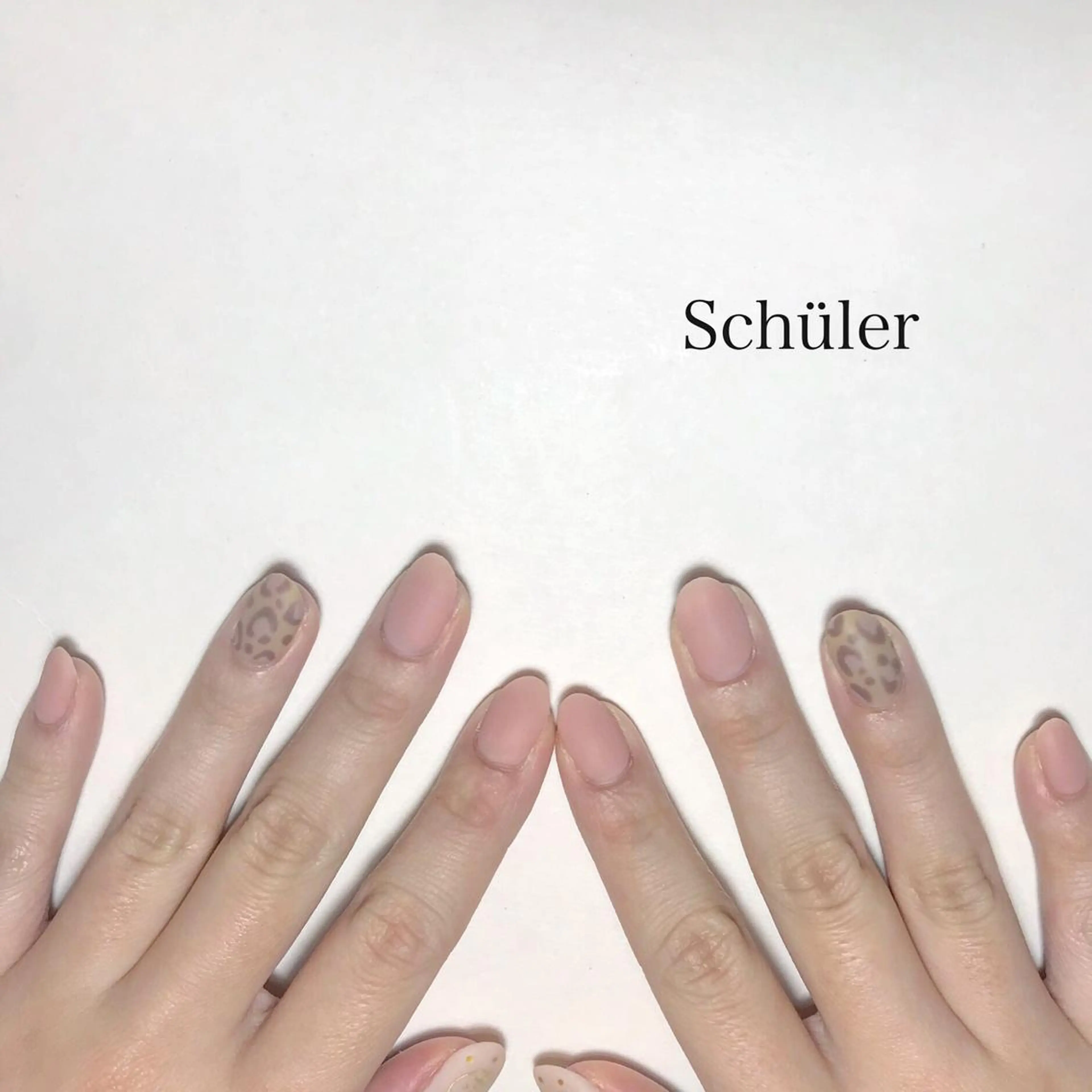 ネイル Schüler所属・野内 まきのネイルデザイン