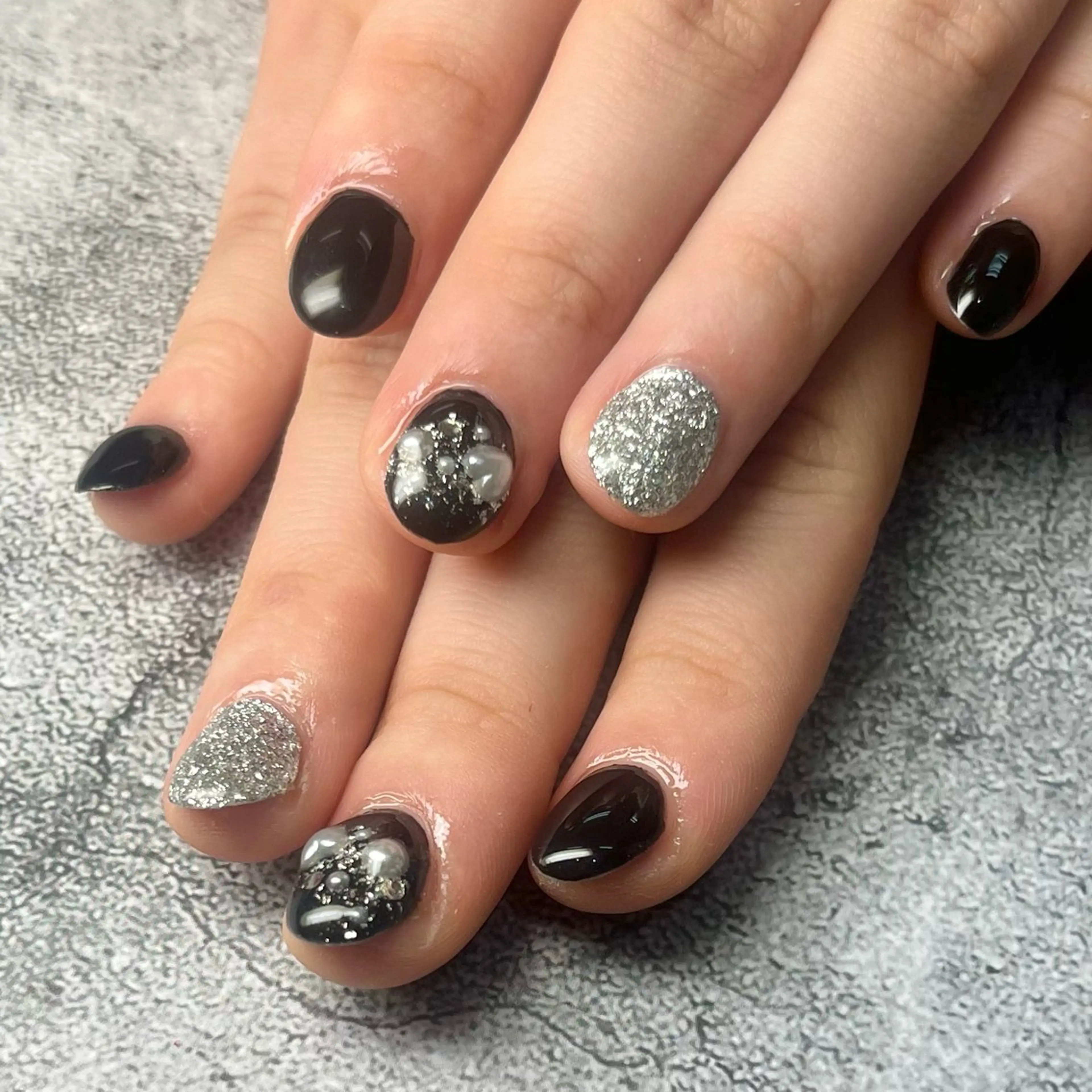 ネイル ハンドネイル Queen nail 北堀江 ASUKAのネイルデザイン
