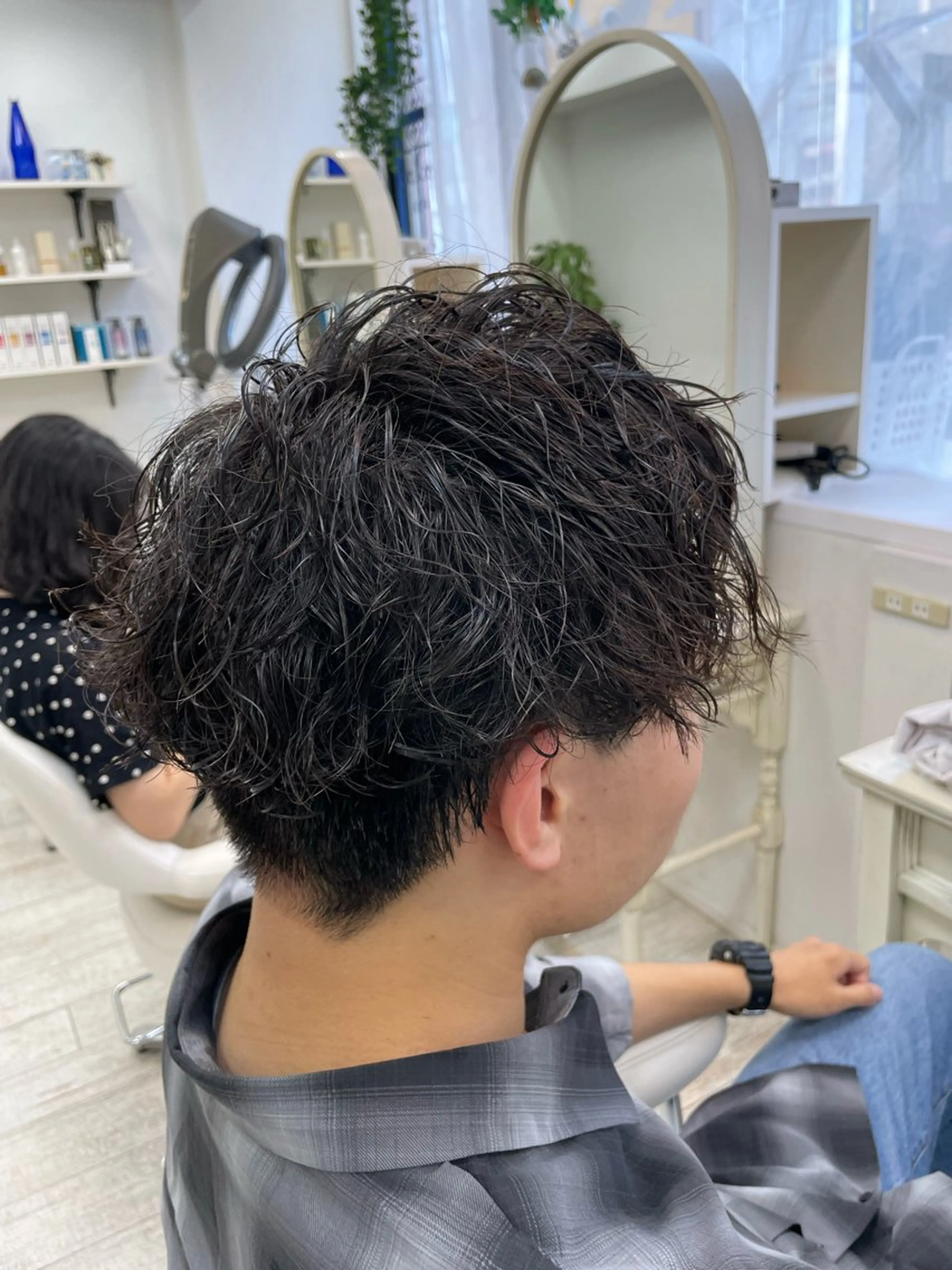 ショート カット パーマ 新籾 尚哉のヘアスタイル