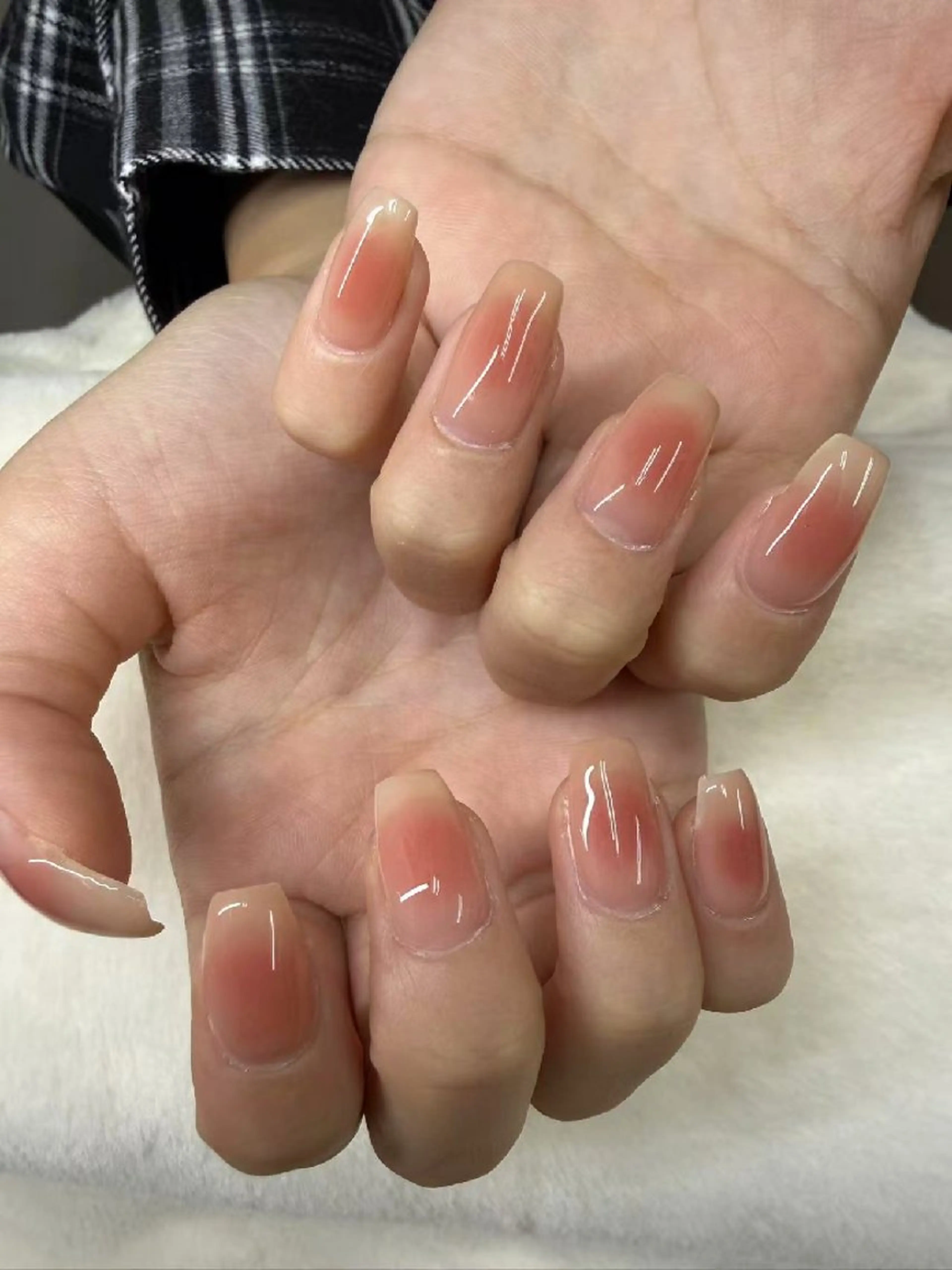 ネイル チークネイル ハンドネイル 佐田 美香のネイルデザイン