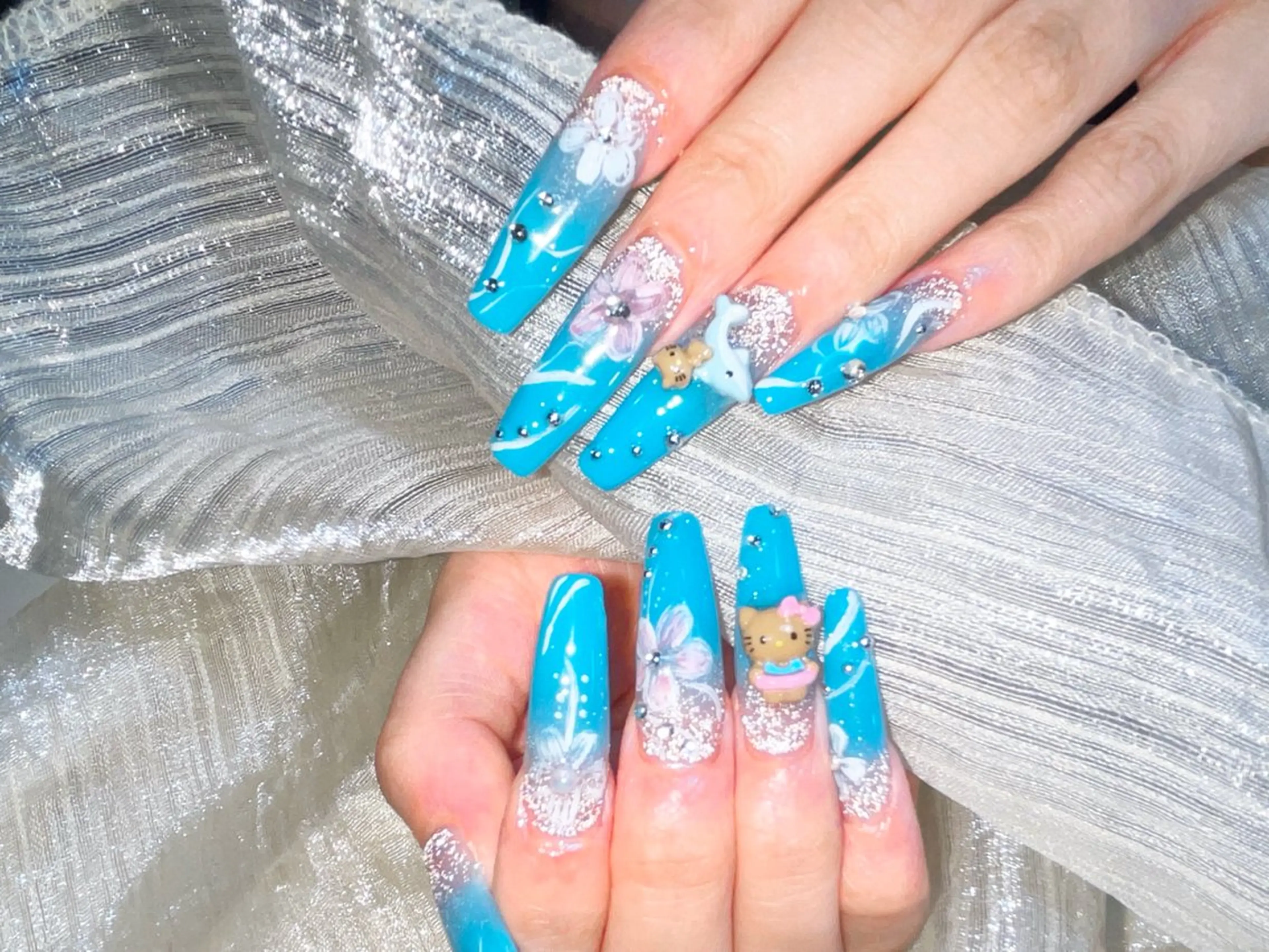 ネイル ハンドネイル 🎀ネイルサロン エクラYUI🎀のネイルデザイン