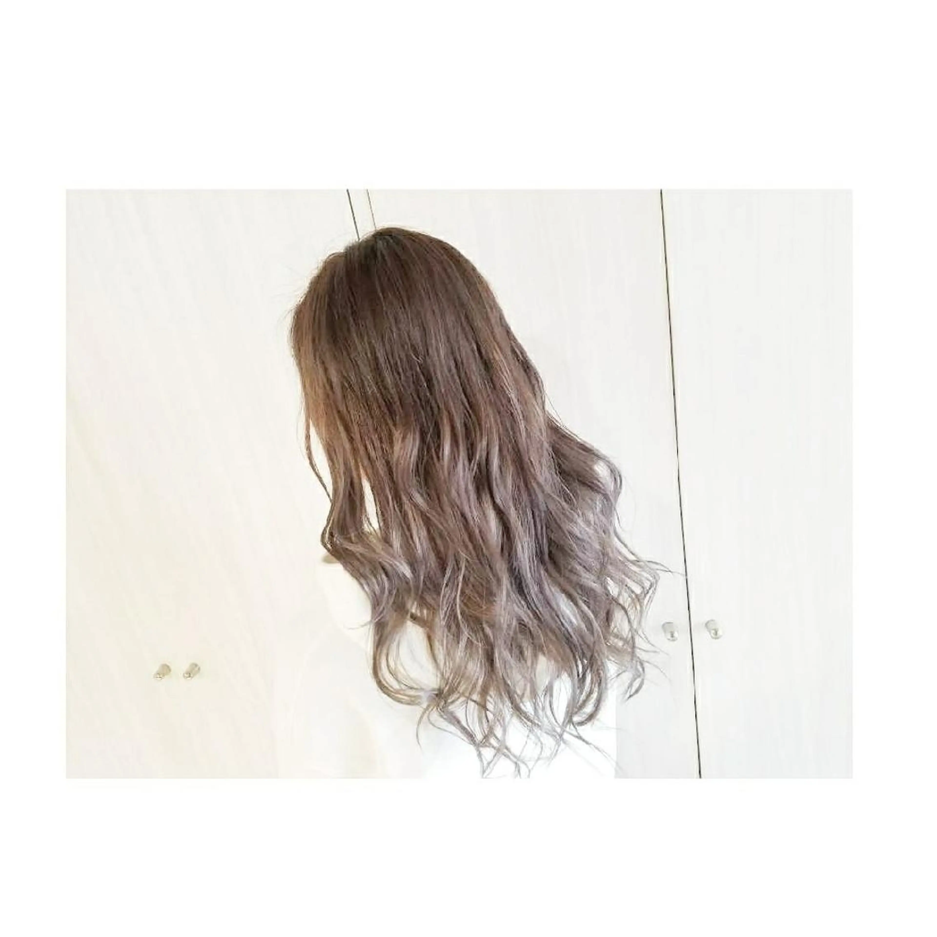 ロング 外国人風カラー Luana 矢場町のヘアスタイル