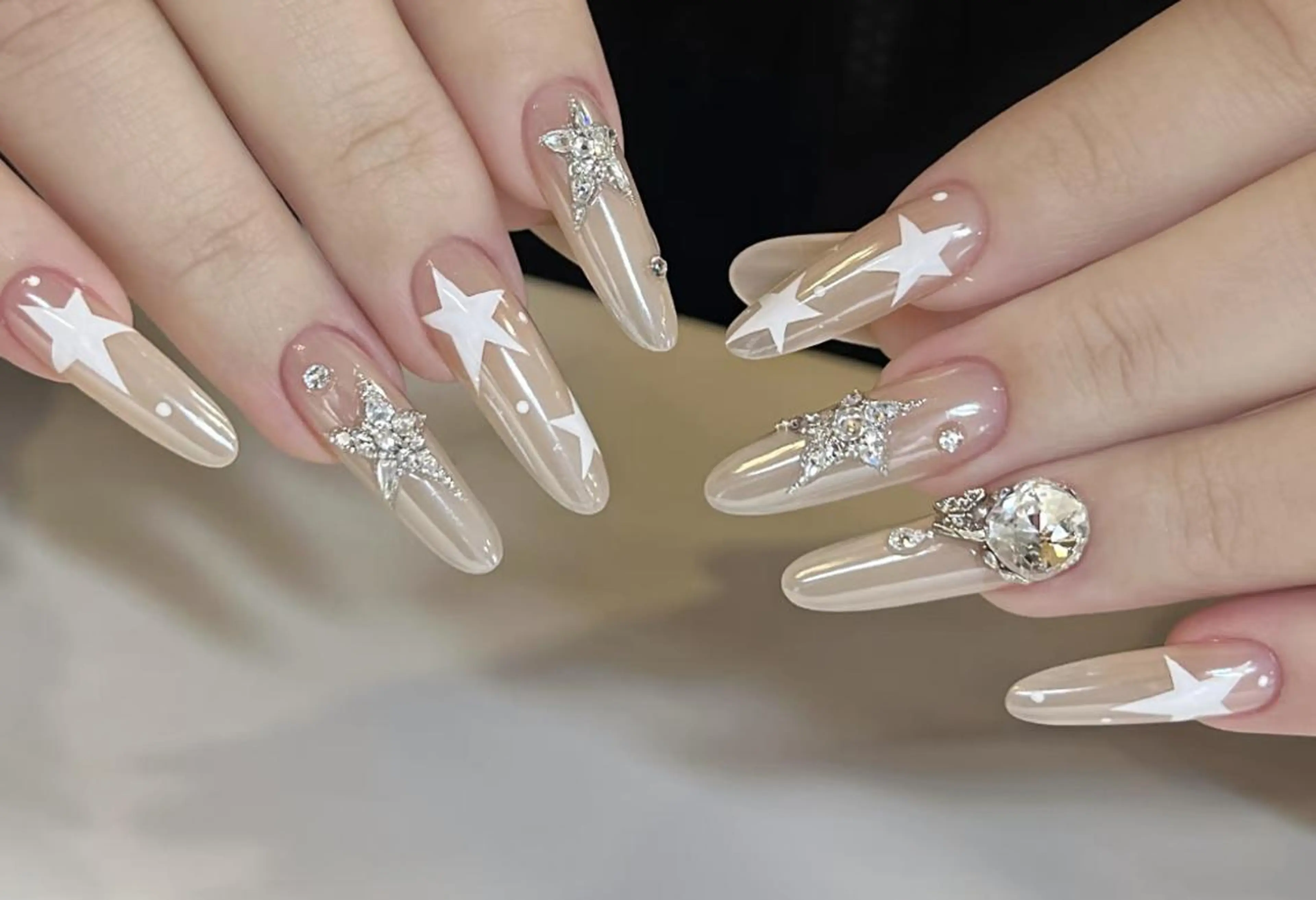 ネイル ハンドネイル ハンドケア 🍑 momo_nailのネイルデザイン