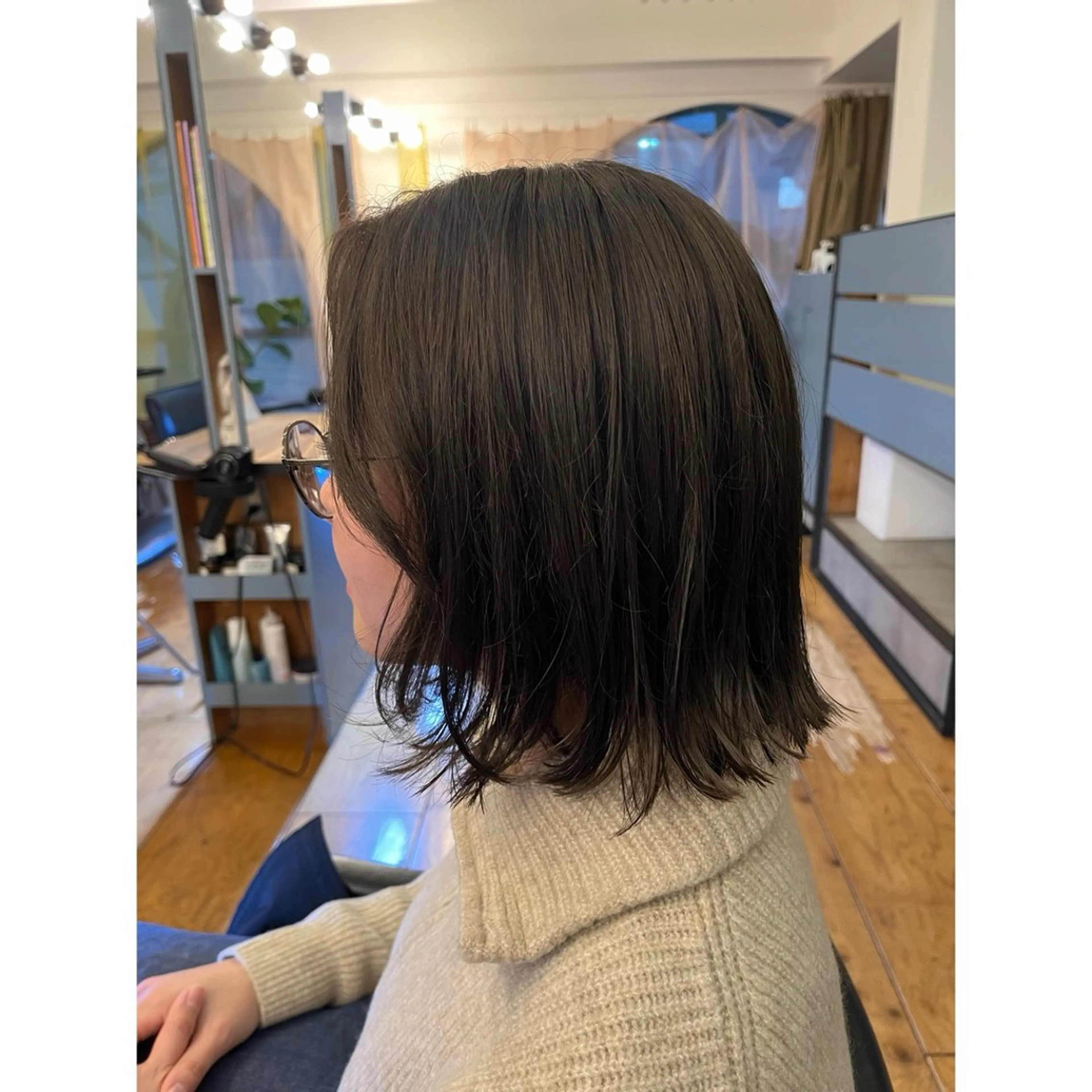 ミディアム カラー ボブ カット ヘアカラー トリートメント Lagom なかだのヘアスタイル
