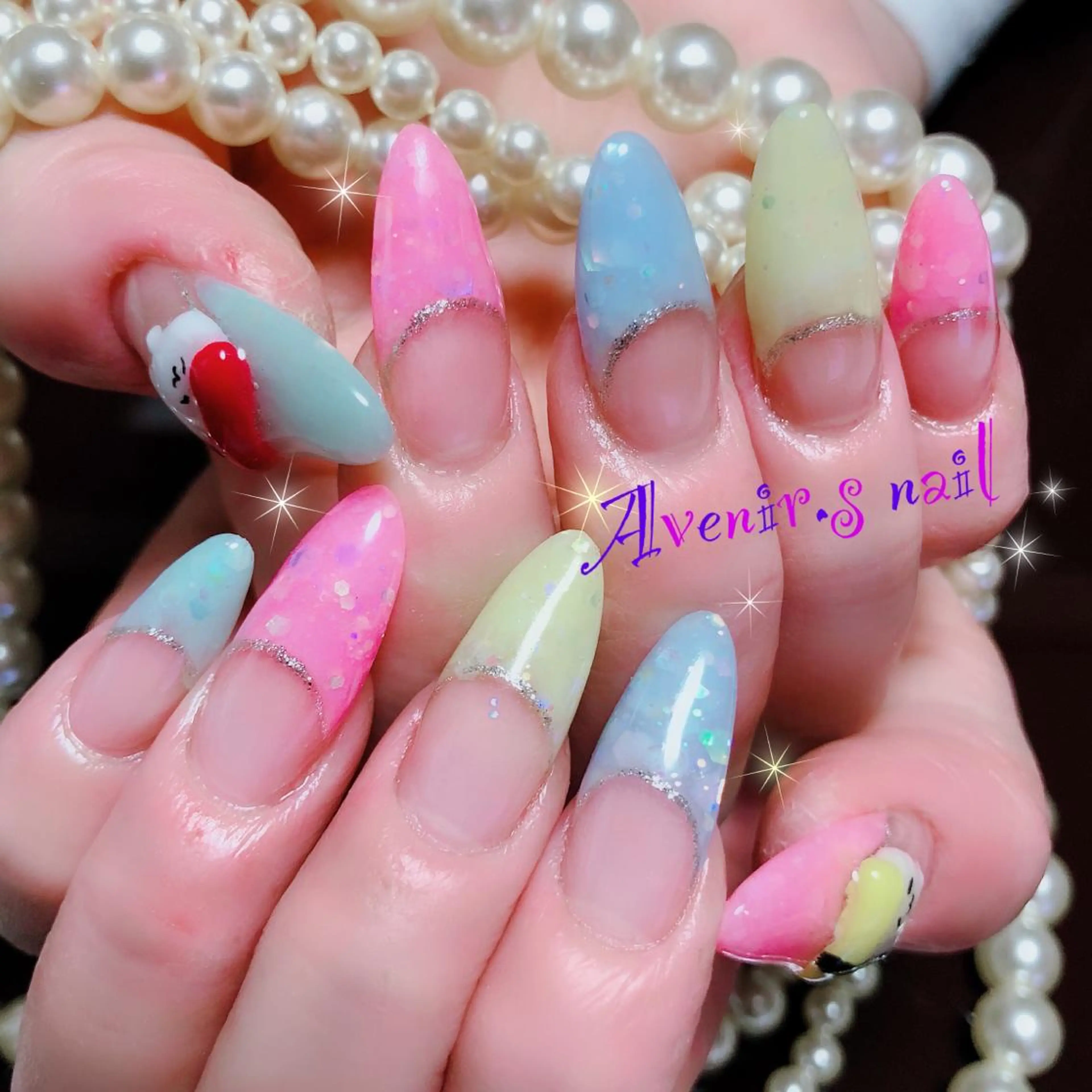 ネイル アートネイル Home Salon Avenir.のネイルデザイン