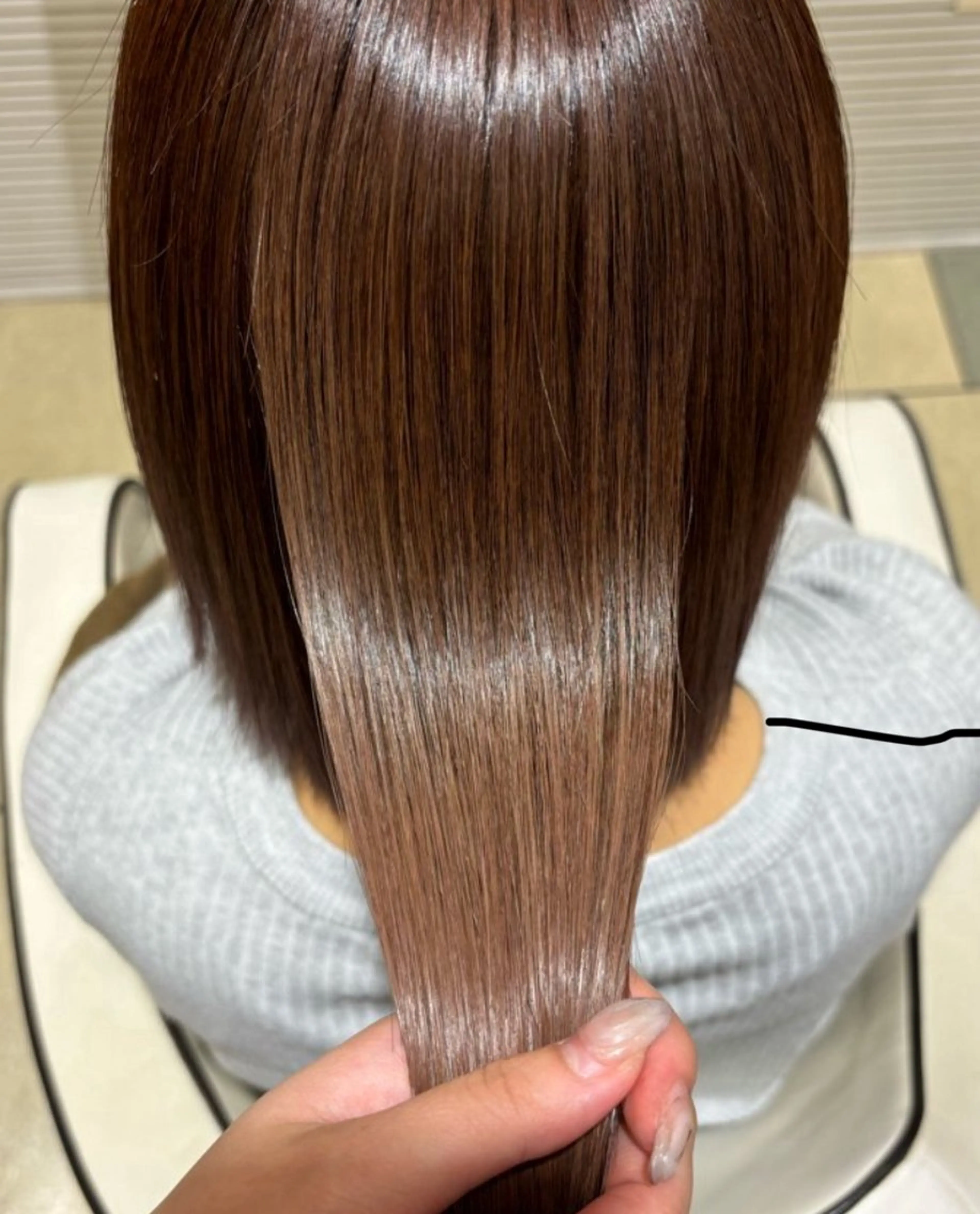 ロング カラー ケアカラー 髪質改善 ロング トリートメント 透明感カラー/ くびれヘア🌸ユウユのヘアスタイル