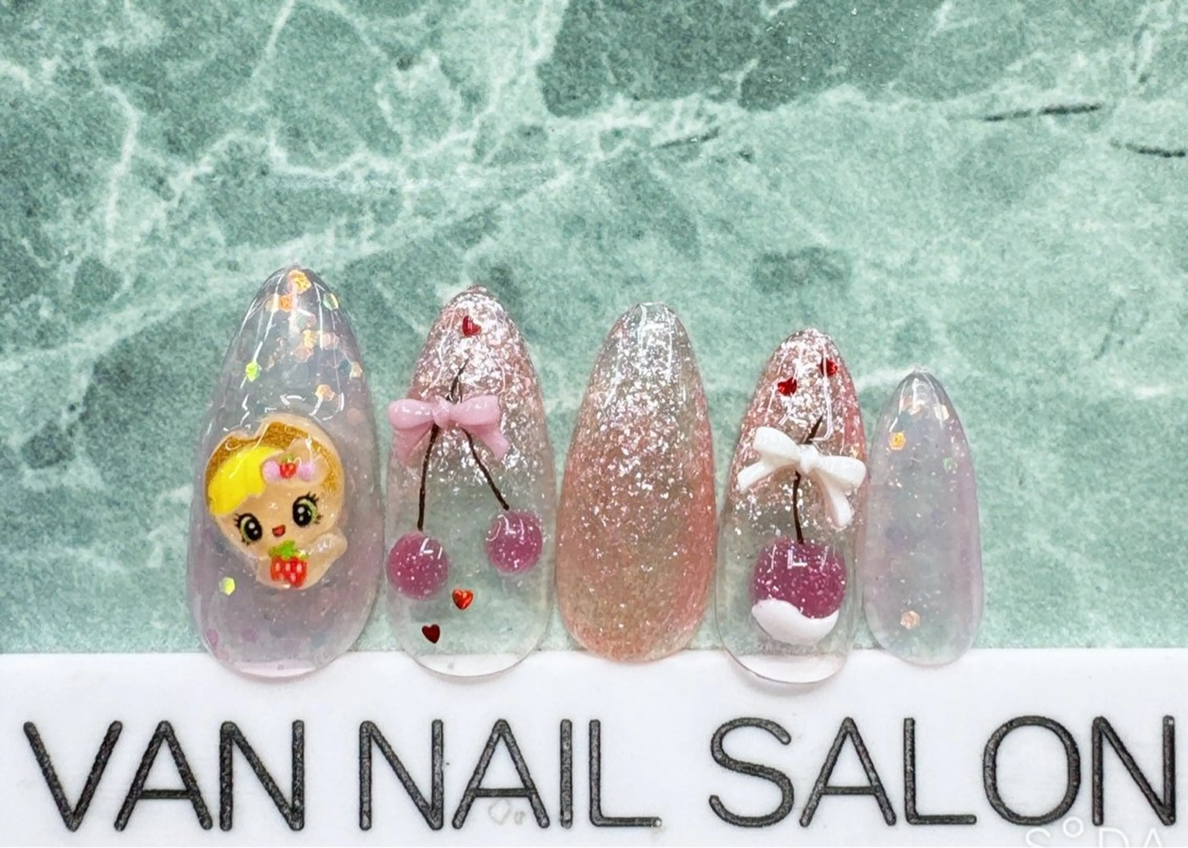 ネイル ハンドネイル Van Nail Salonのネイルデザイン