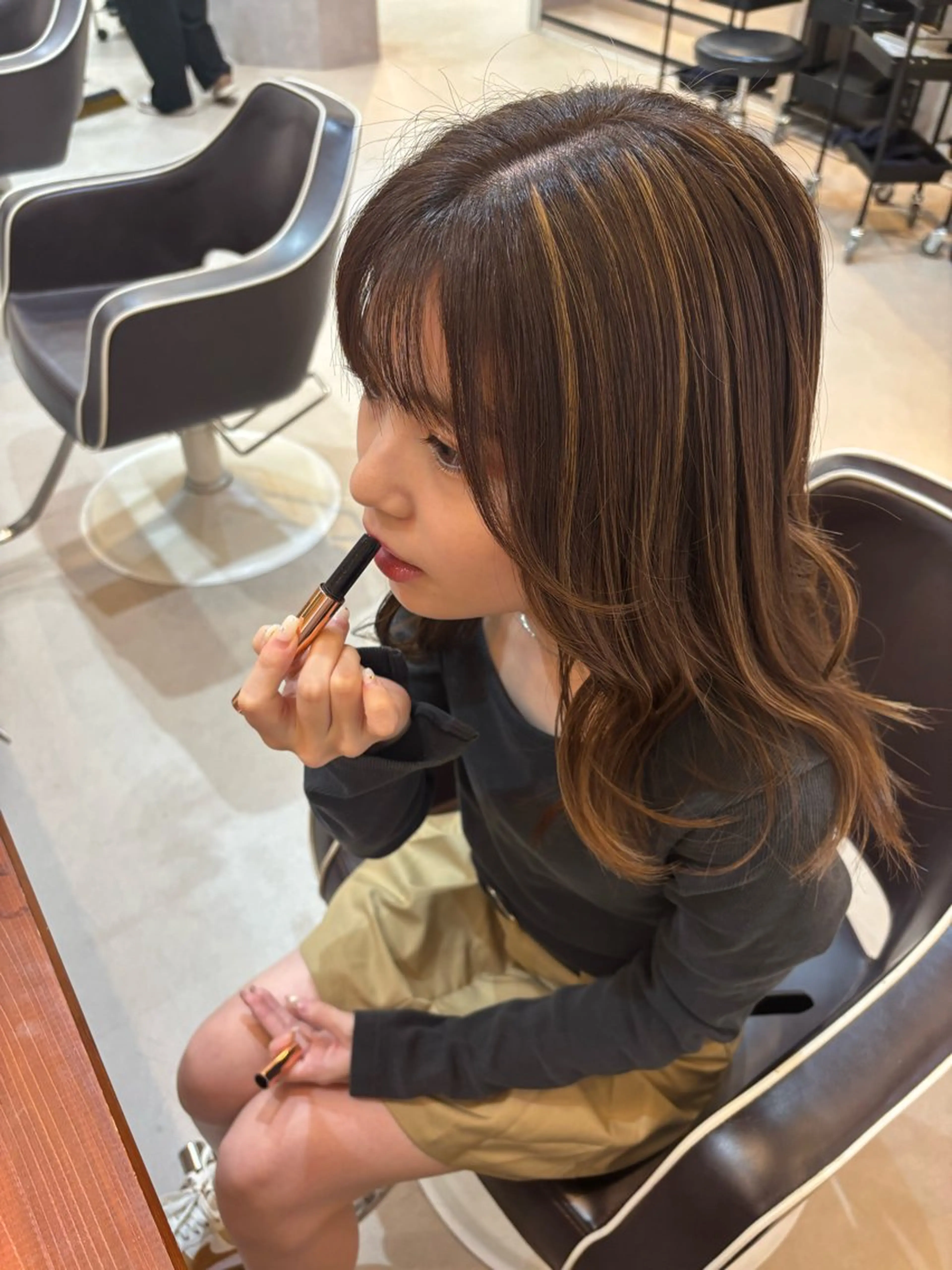 カット+ハイライト+透明感カラー🍀︎✨の写真