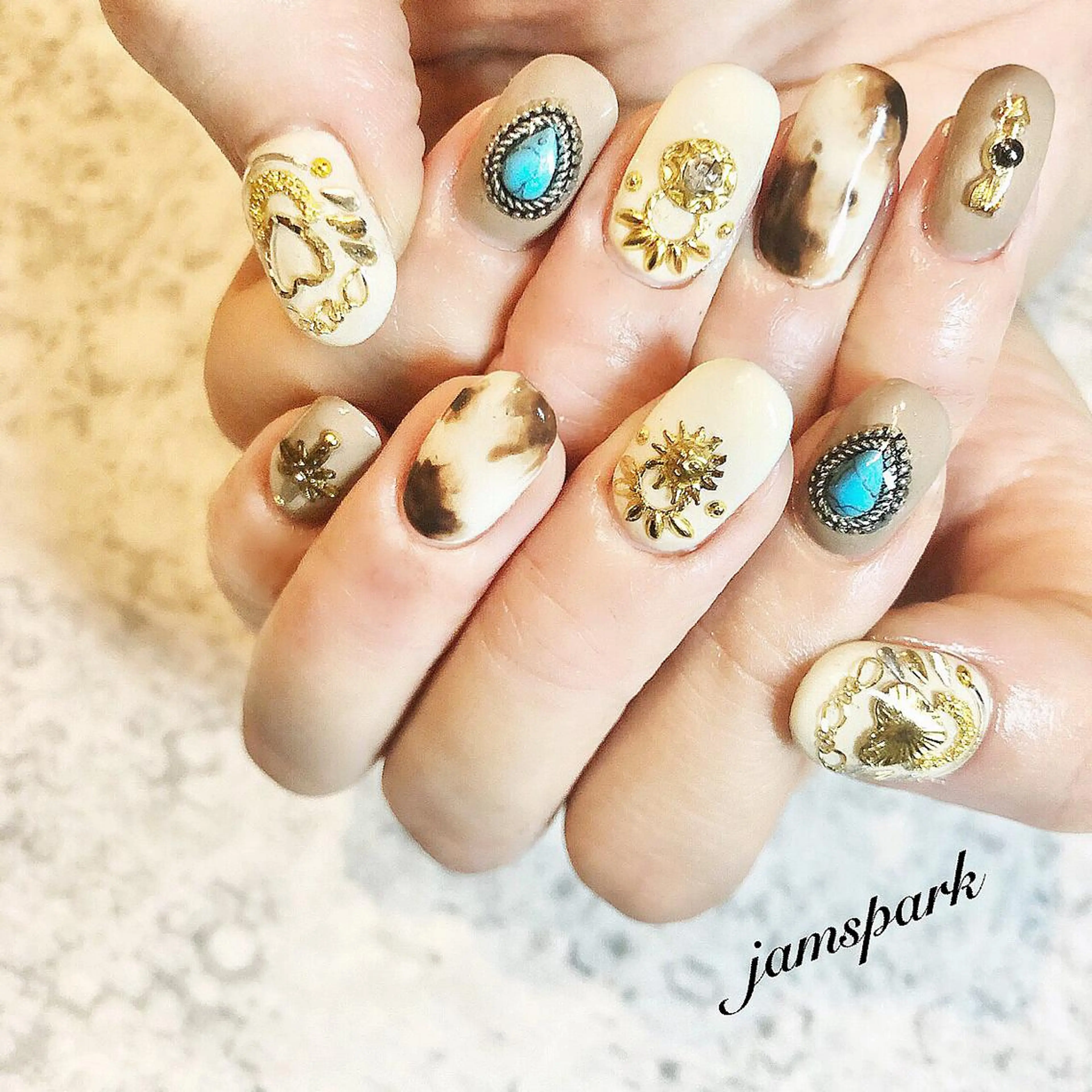 ネイル アートネイル ブラウン 持ち込み 夏ネイル ハンドネイル jamspark ✨のネイルデザイン
