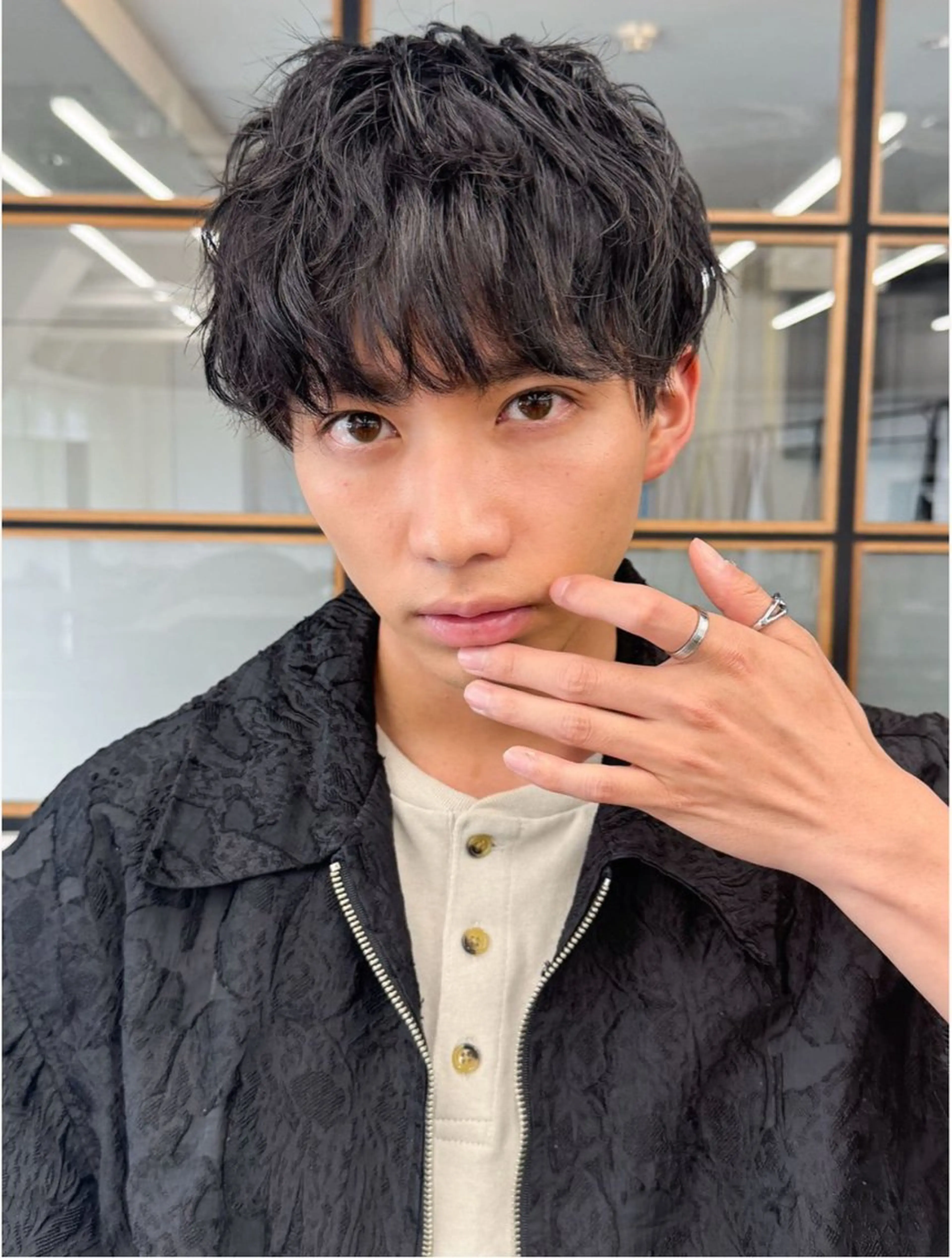 ショート パーマ メンズ メンズパーマ ツイストスパイラルパーマ スパイラルパーマ カット パーマ 加藤 いくみのヘアスタイル