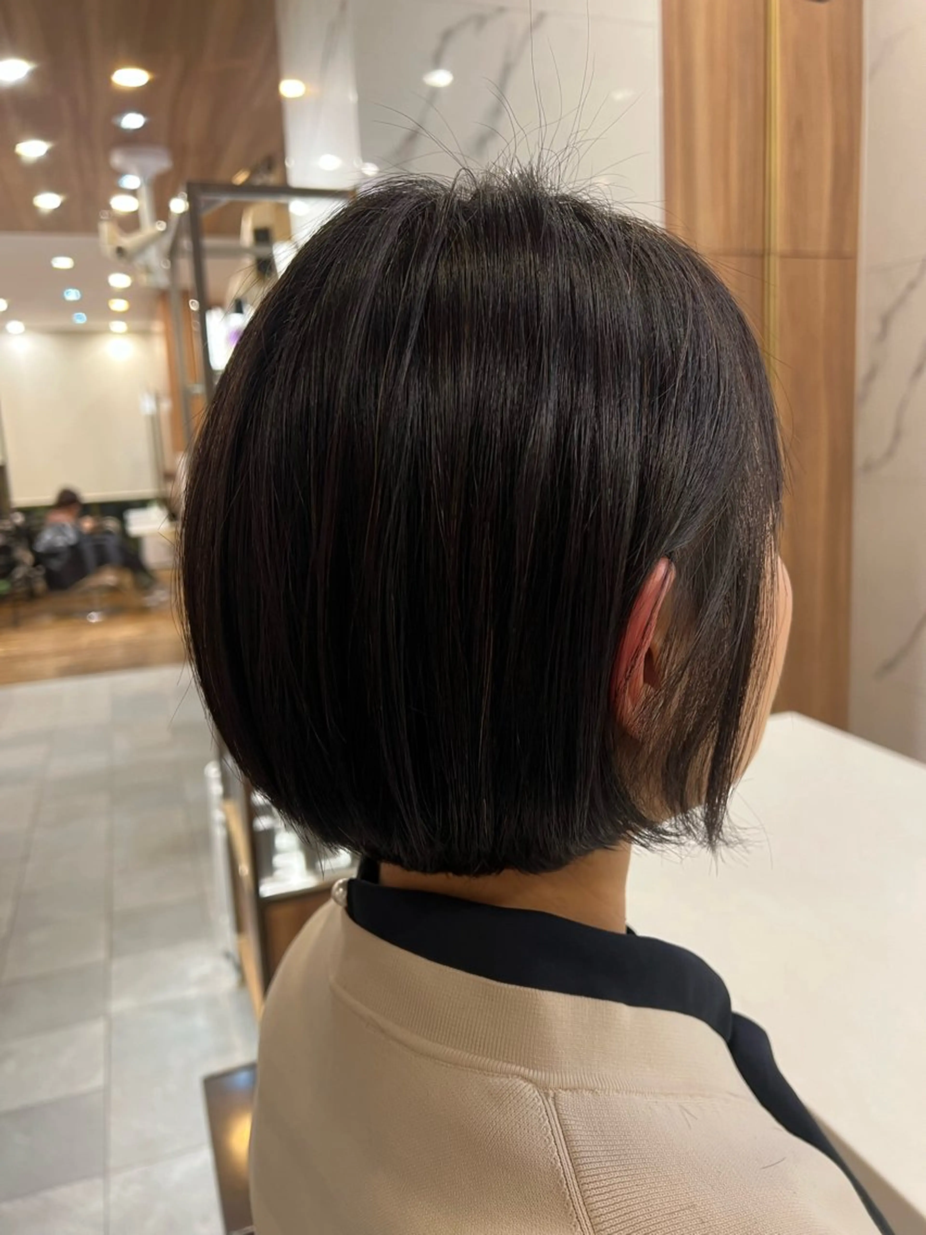 ショート 村中 逸紀のヘアスタイル