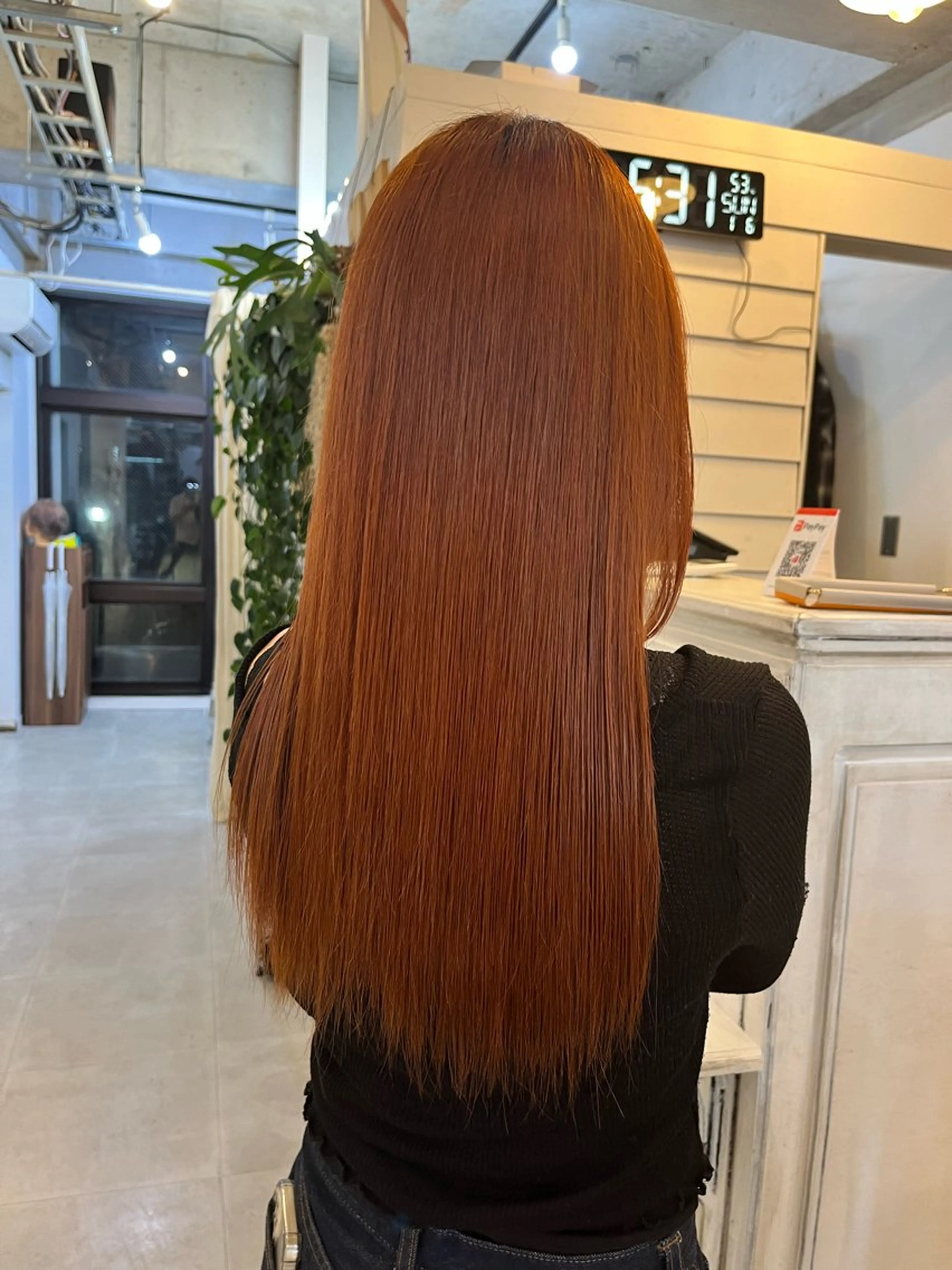 ロング カラー ブラウンカラー オレンジ ヘアカラー トリートメント 柔らかいヘアカラー 大成のヘアスタイル