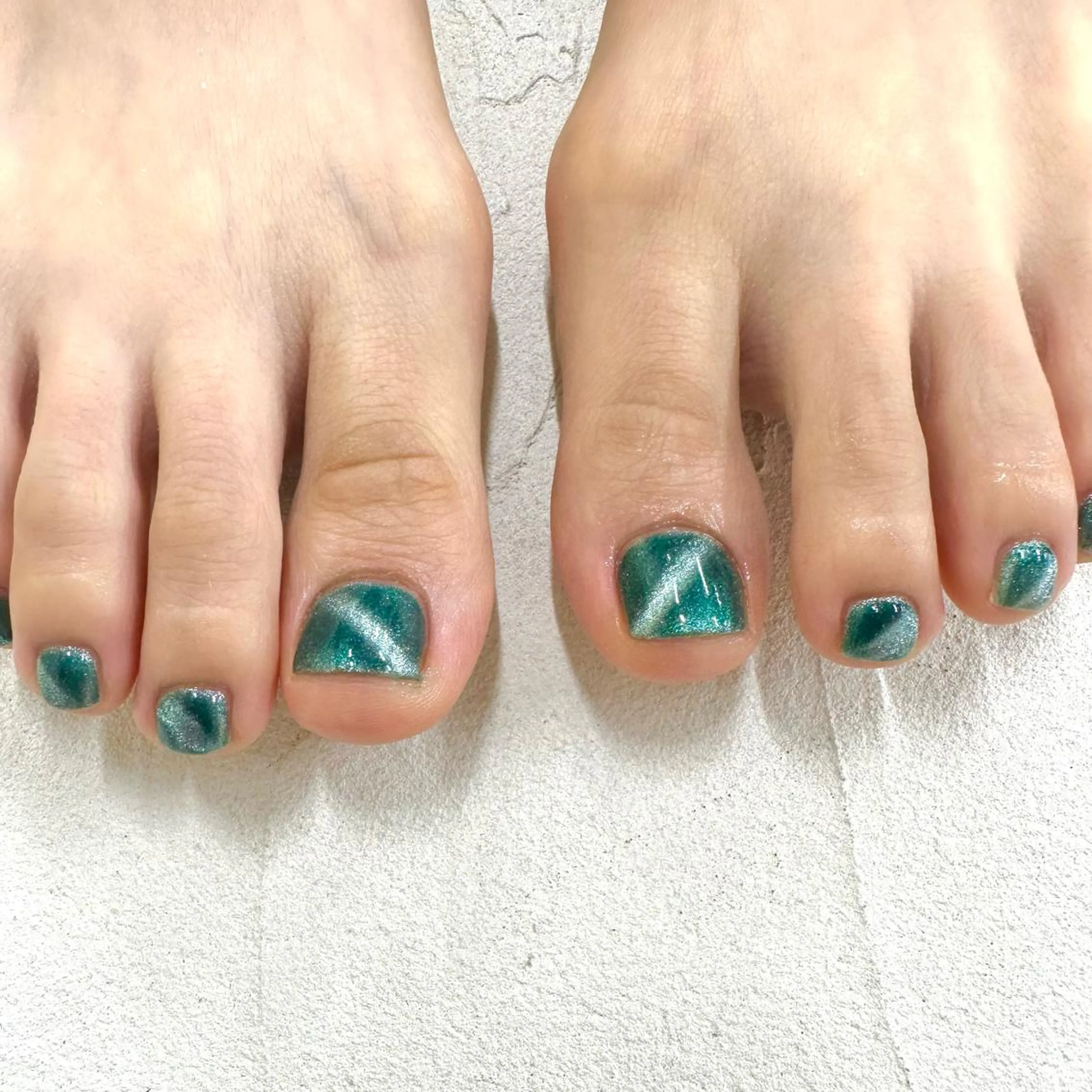 ネイル キラキラネイル マグネットネイル Richelle eyelash&nail池袋店 【リシェルアイラッシュ&ネイル】所属・リシェル 明香莉のネイルデザイン