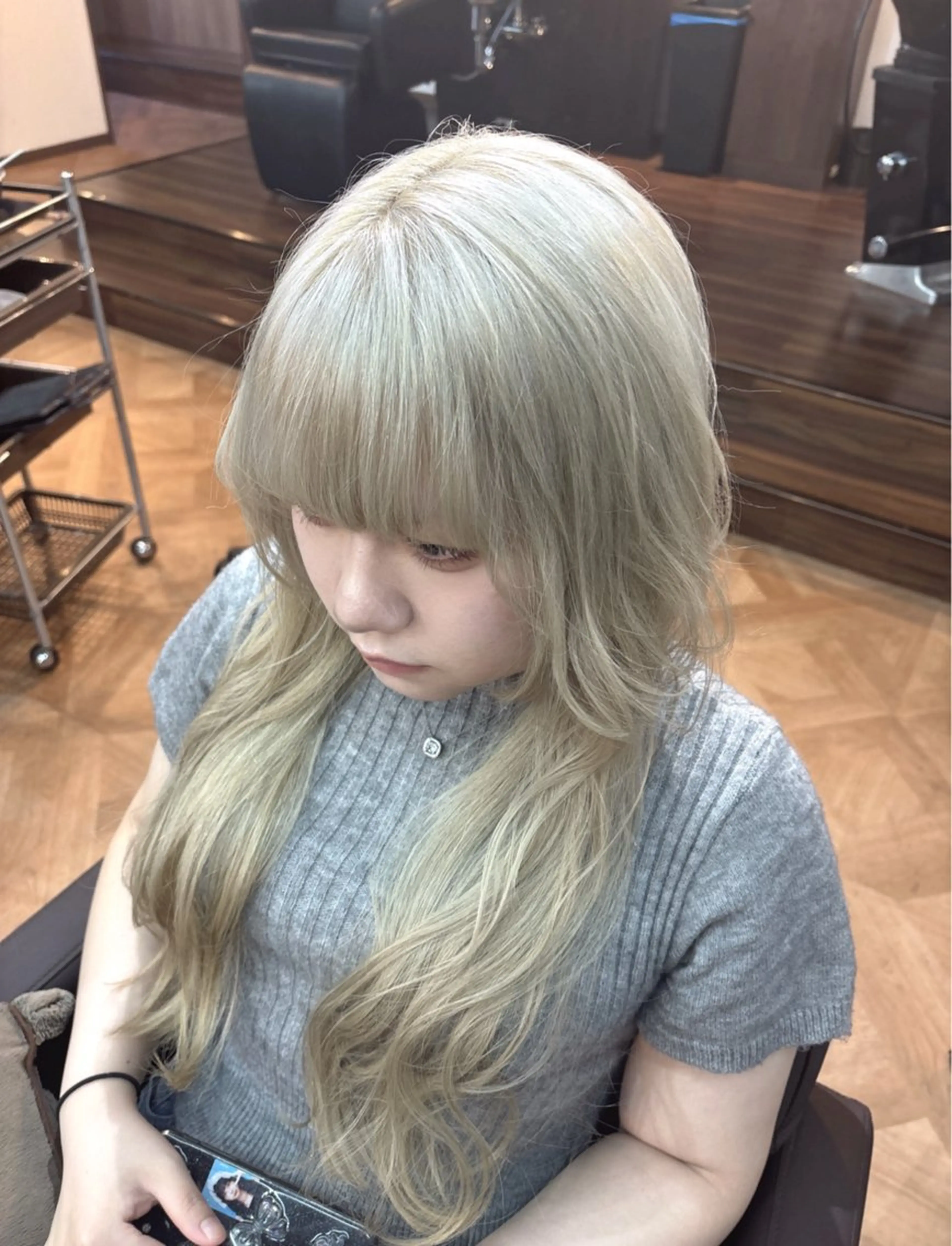 カラー 艶カラー/ 透明感カラー/AOIのヘアスタイル