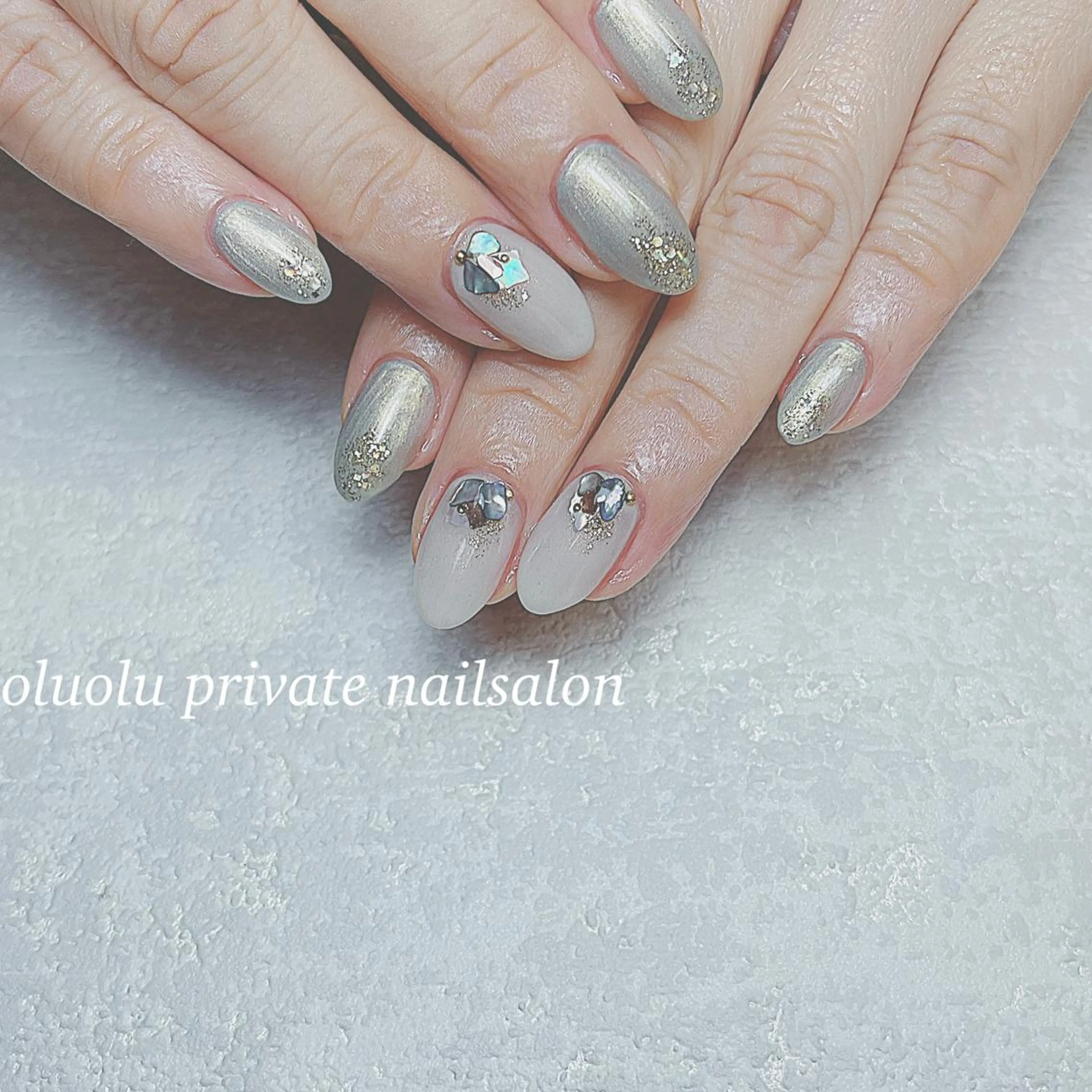 ネイル アートネイル フットネイル ジェルネイル ラメ(グリッター) ニュアンスネイル ハンドネイル 大村 紬華のネイルデザイン